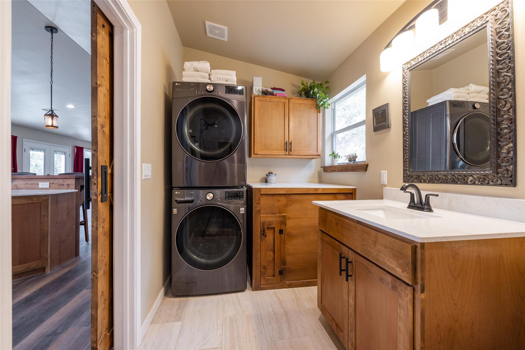 15101 Dexler Dr Property Photo 20