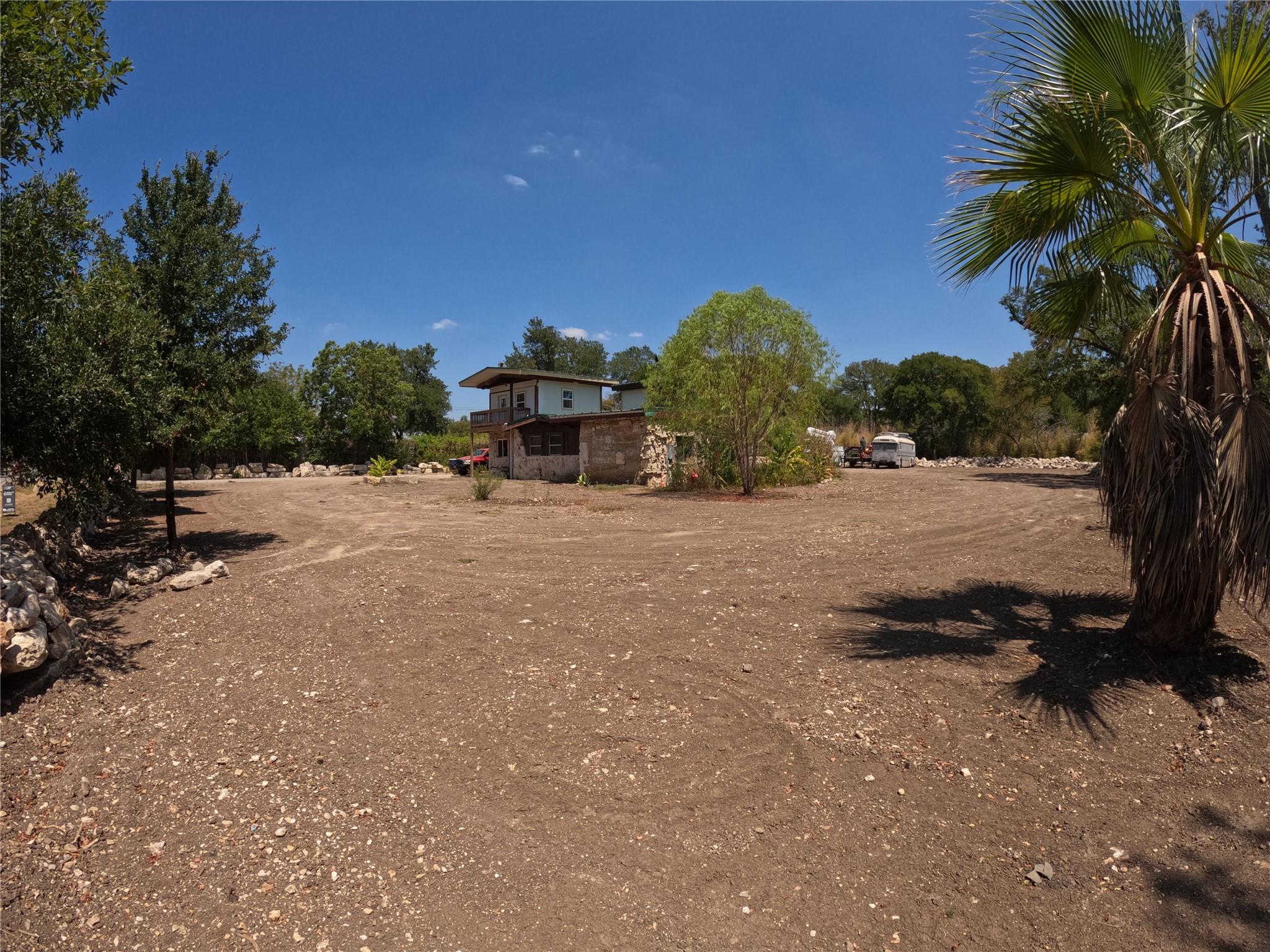 3 Pillow Rd Property Photo 11