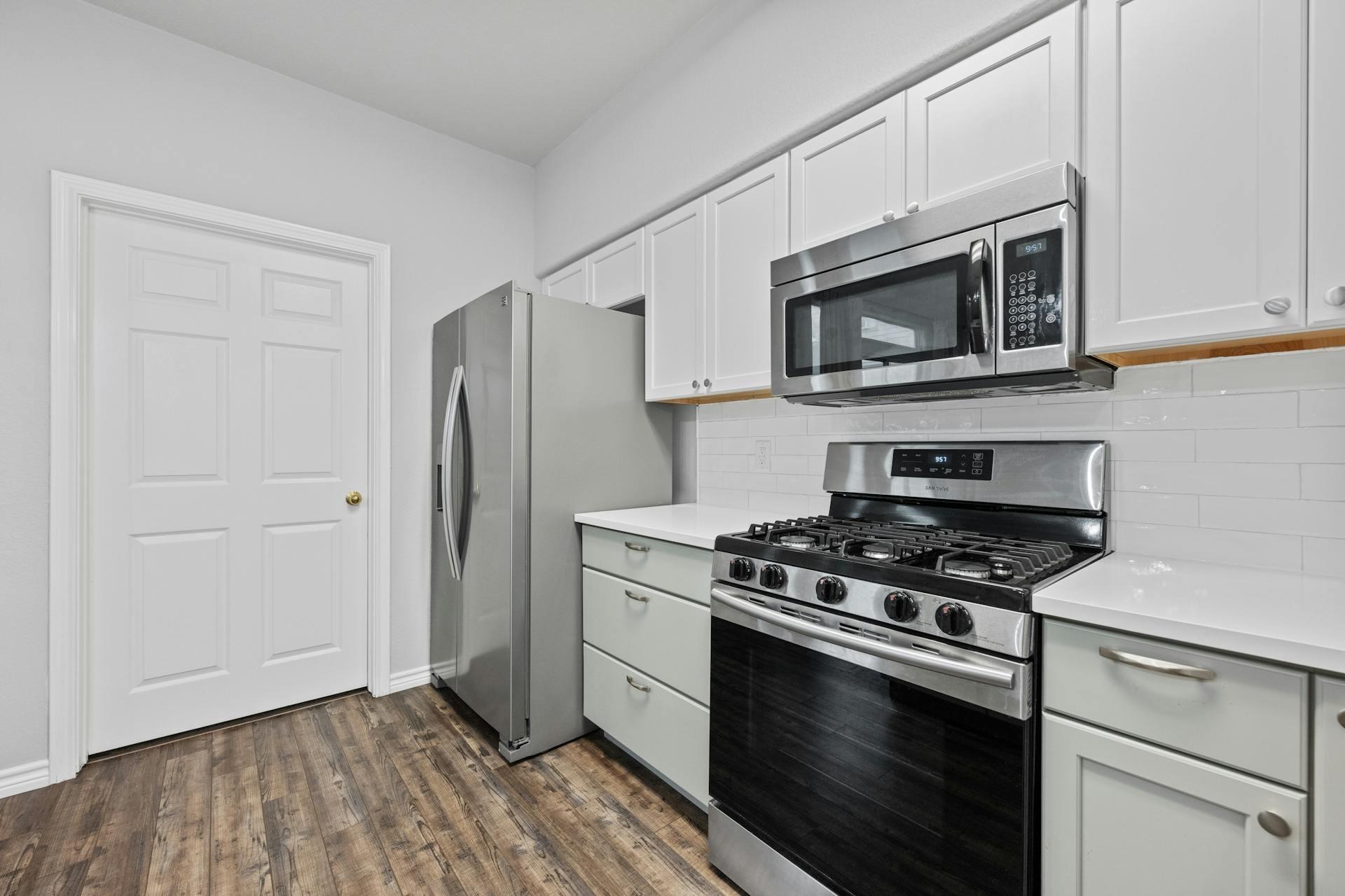 12253 Abbey Glen Ln D Property Photo 12