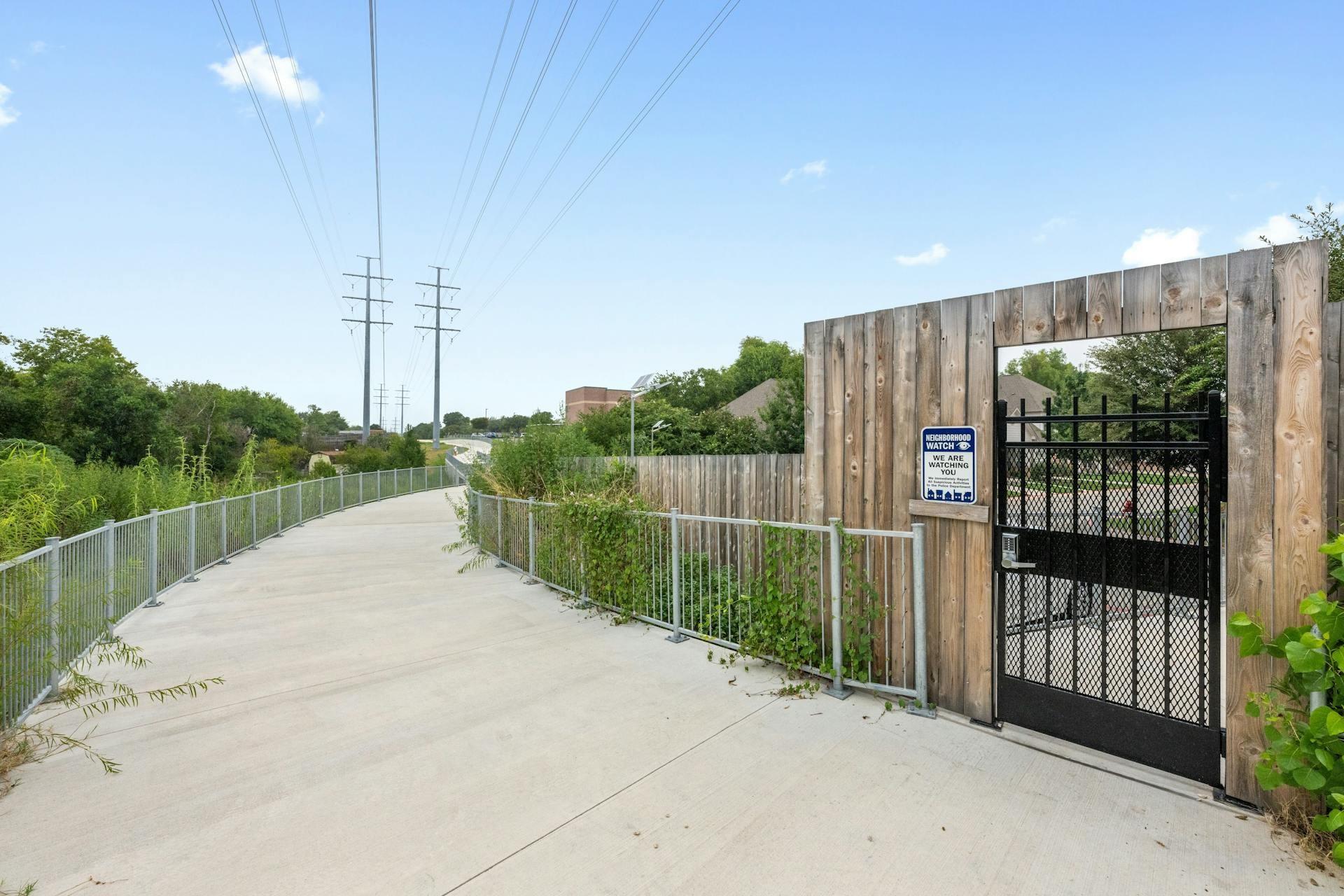 12253 Abbey Glen Ln D Property Photo 32