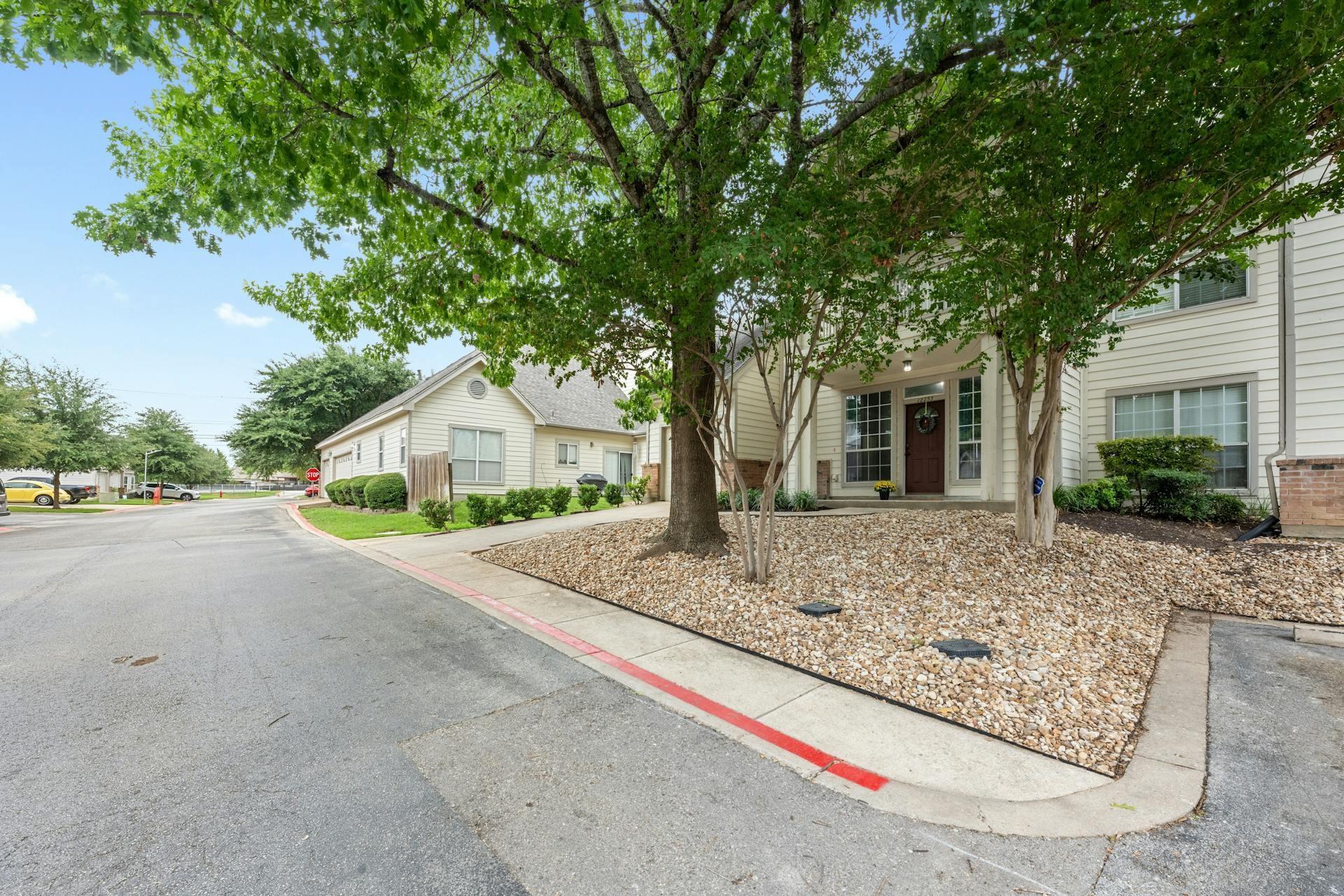 12253 Abbey Glen Ln D Property Photo 36