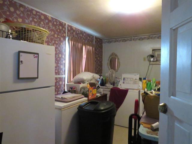 110 W Lakecrest Dr Property Photo 13