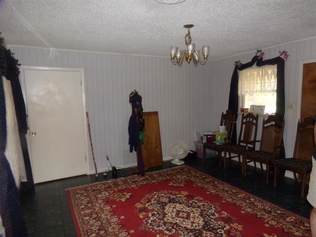110 W Lakecrest Dr Property Photo 31