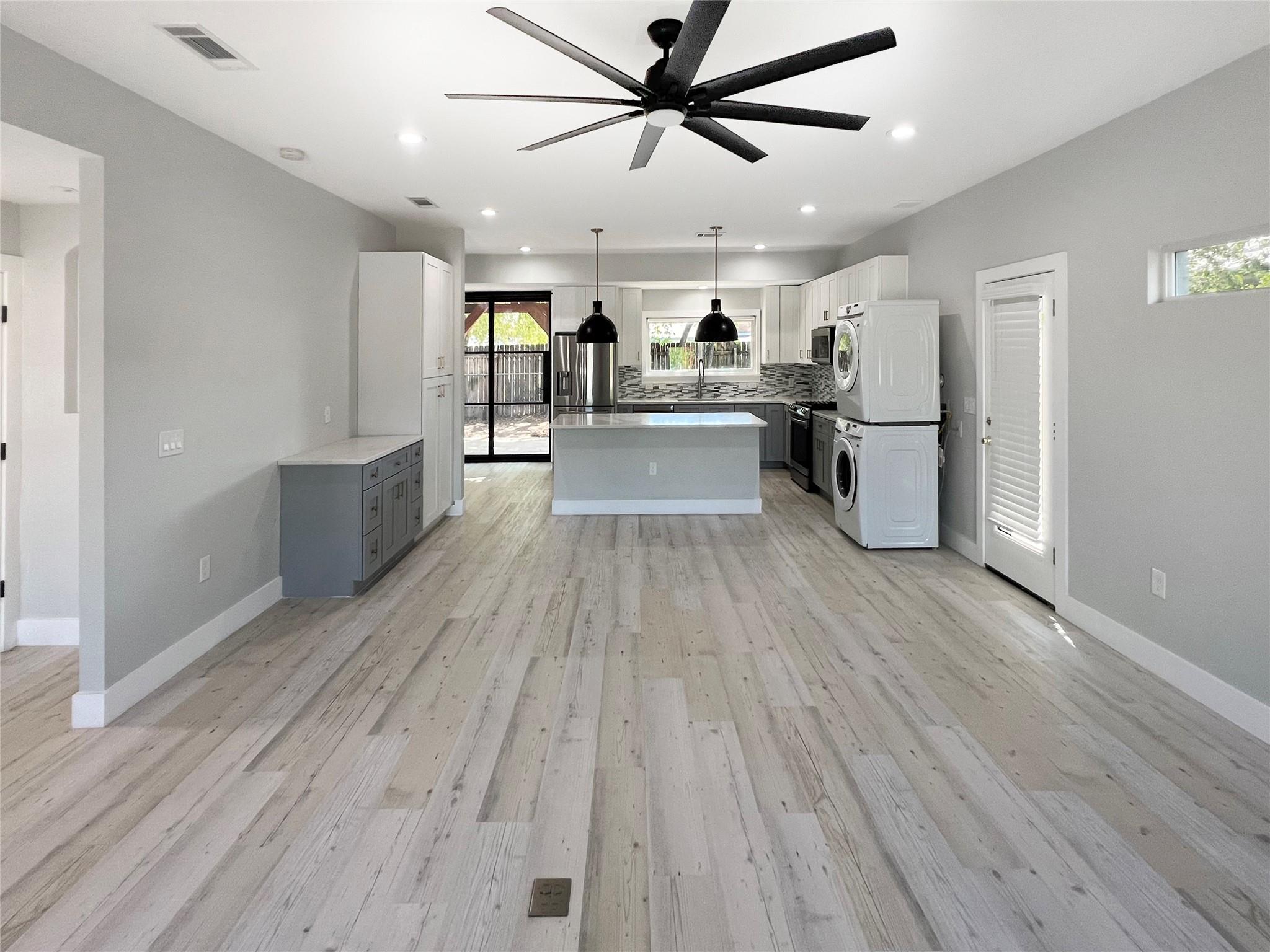 9614 Newfoundland Cir Property Photo 11
