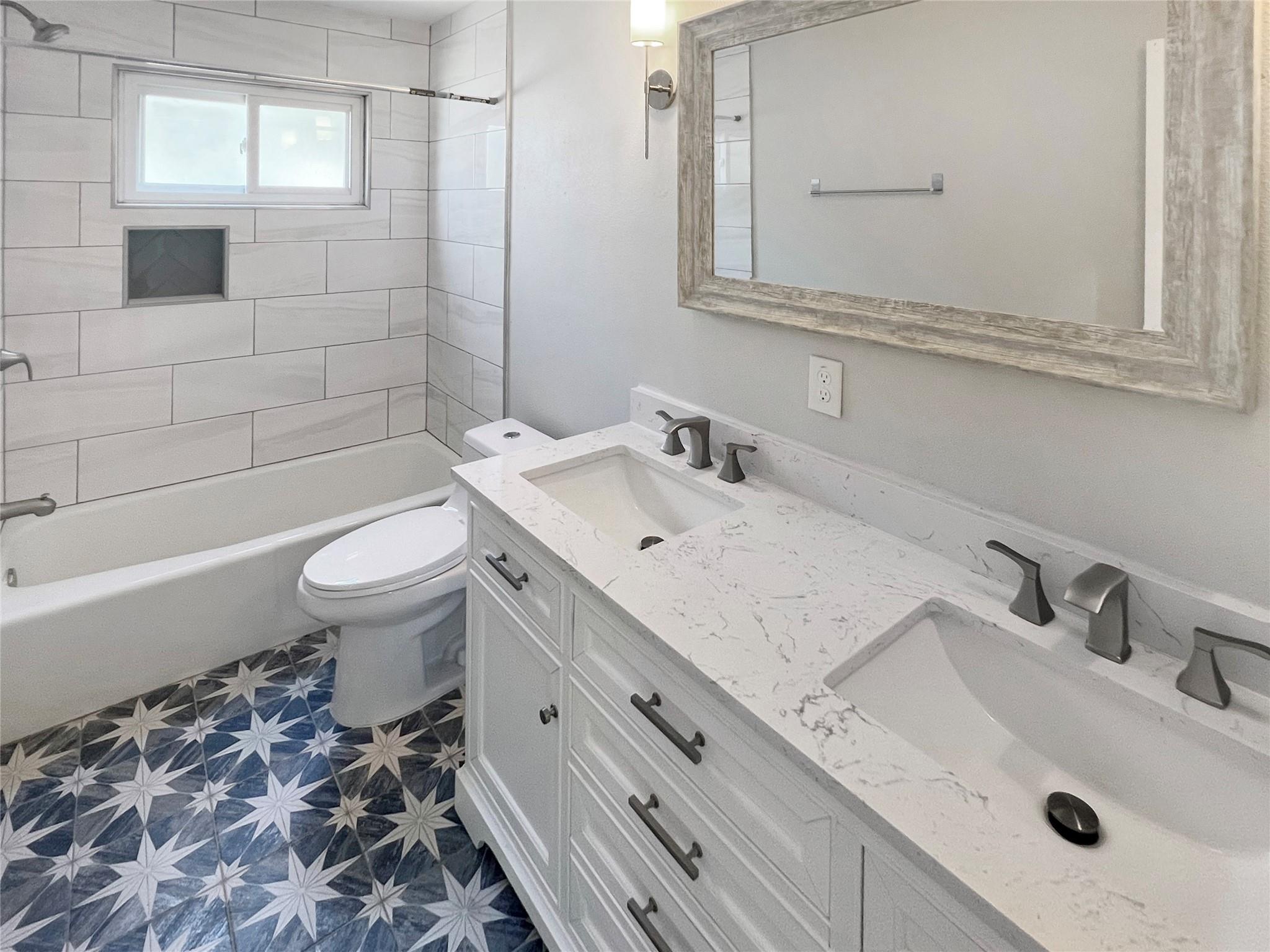 9614 Newfoundland Cir Property Photo 17