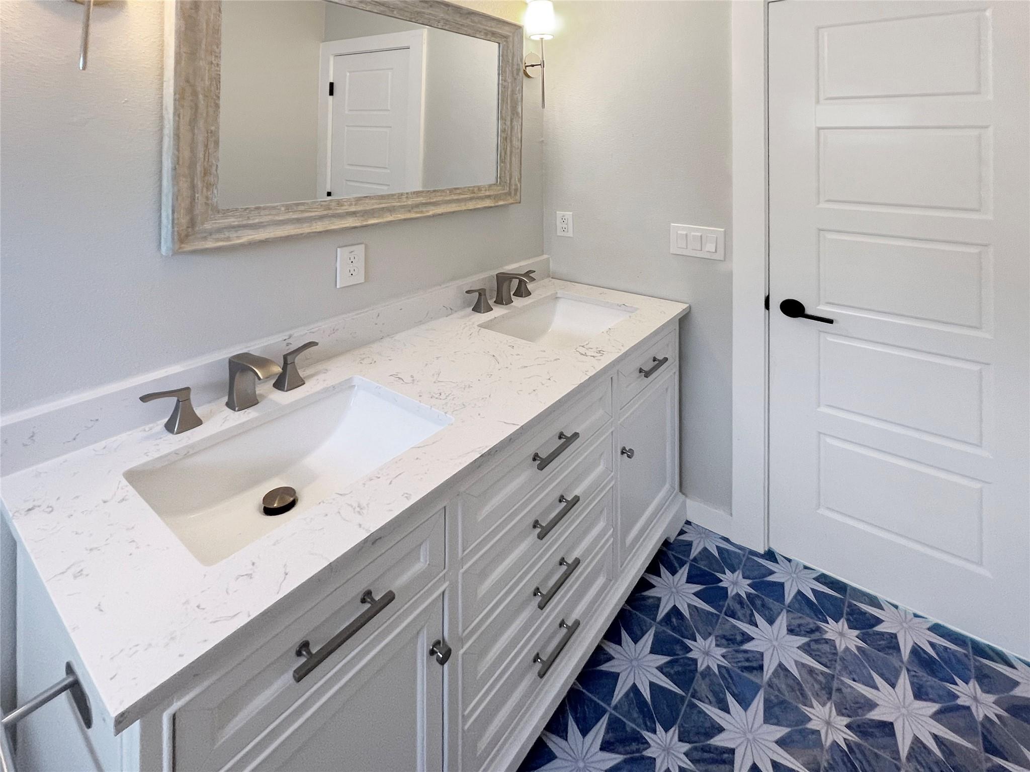 9614 Newfoundland Cir Property Photo 18