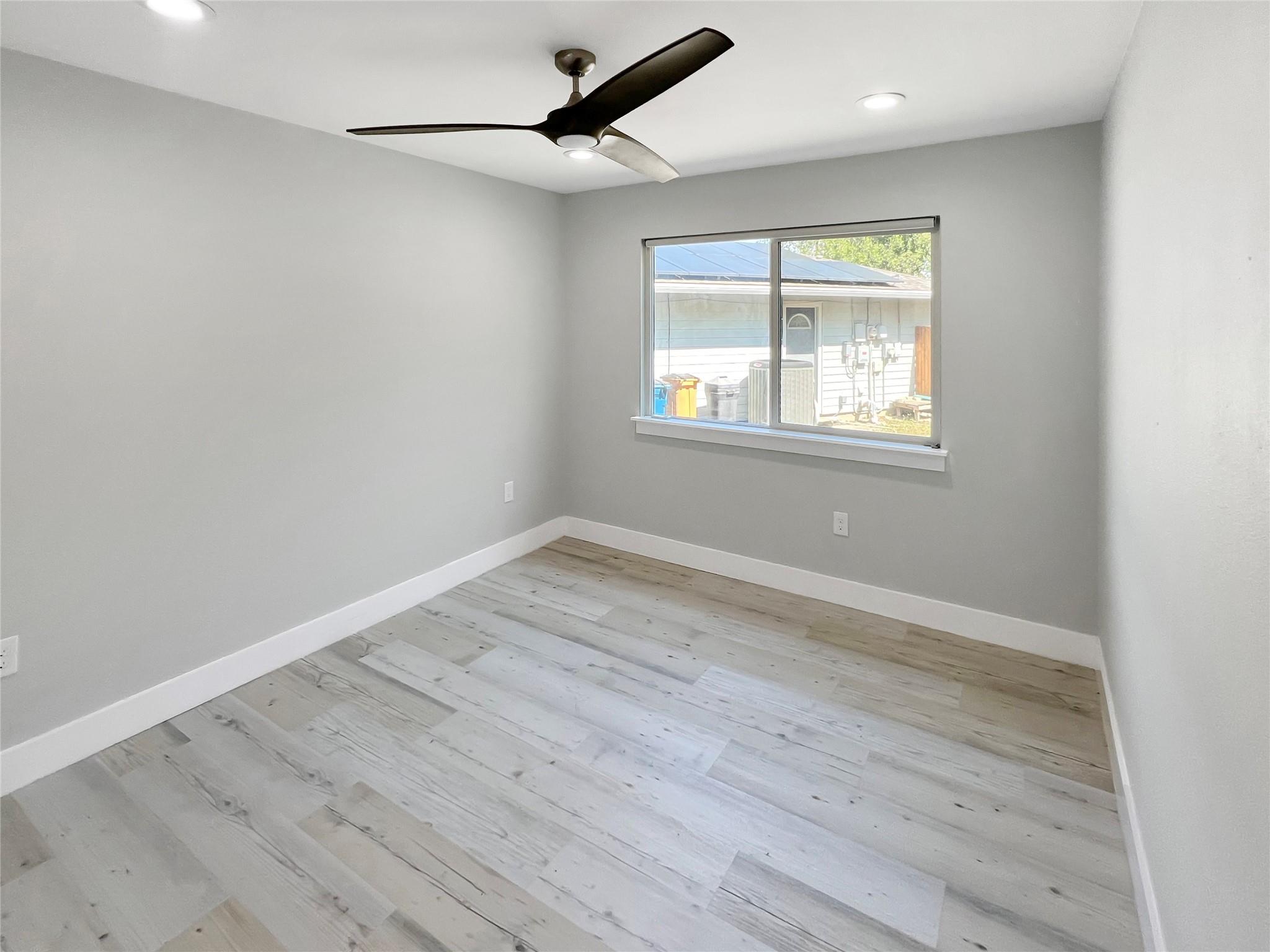 9614 Newfoundland Cir Property Photo 26