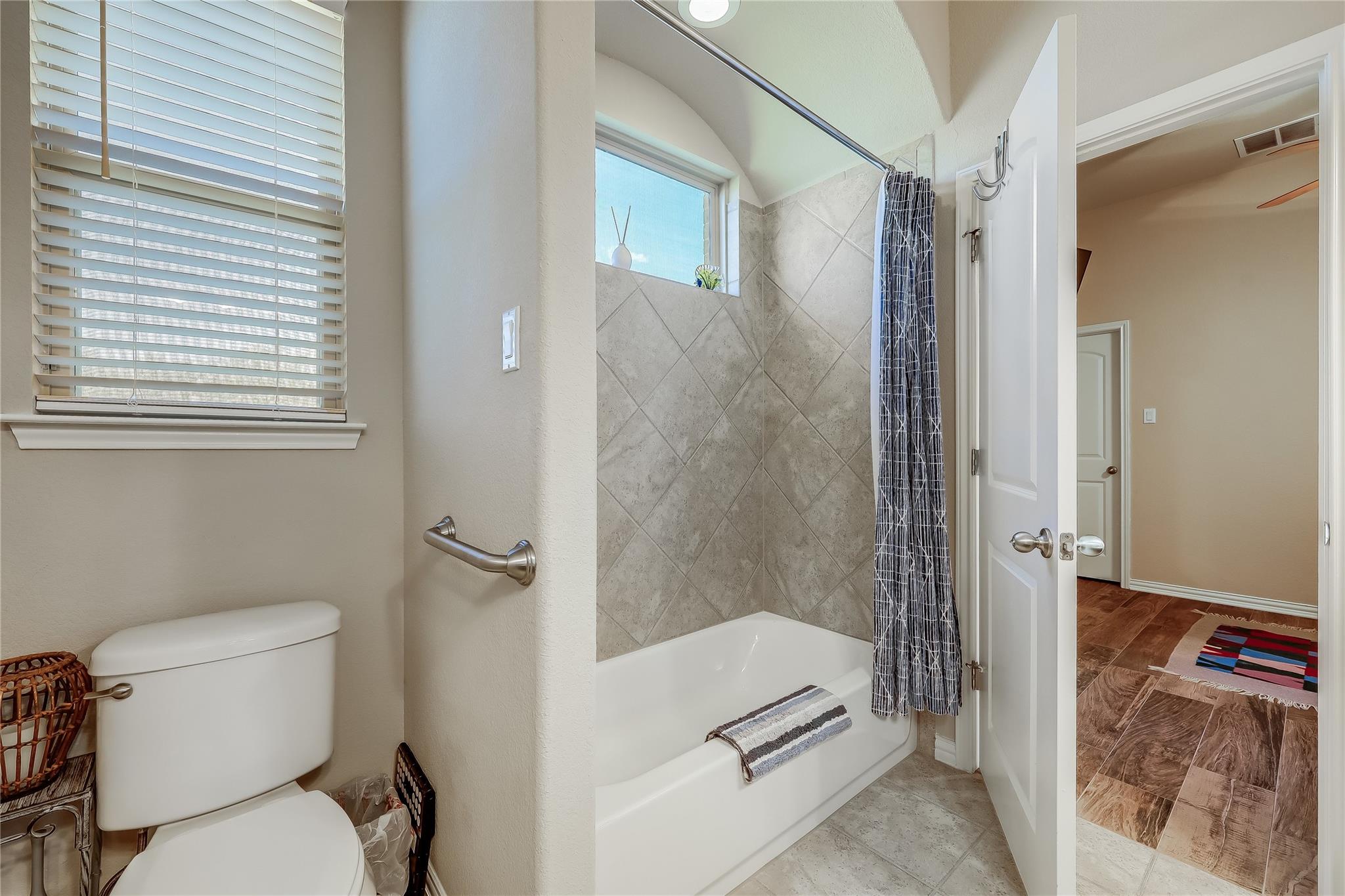 7618 Turnback Ledge Trl Property Photo 31