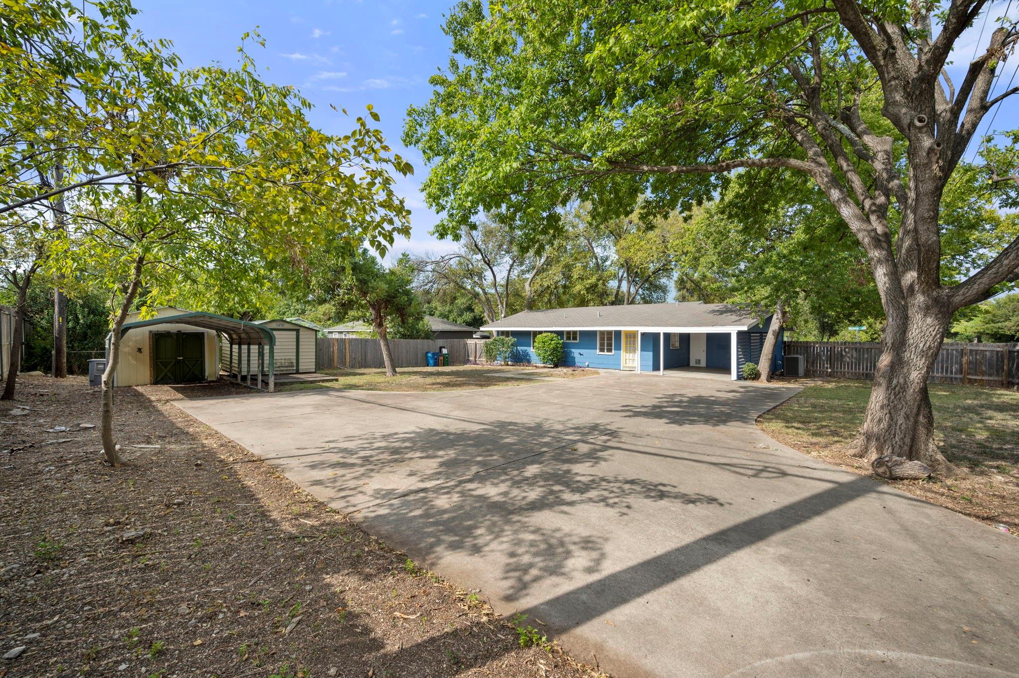 5807 Wynona Ave Property Photo 13