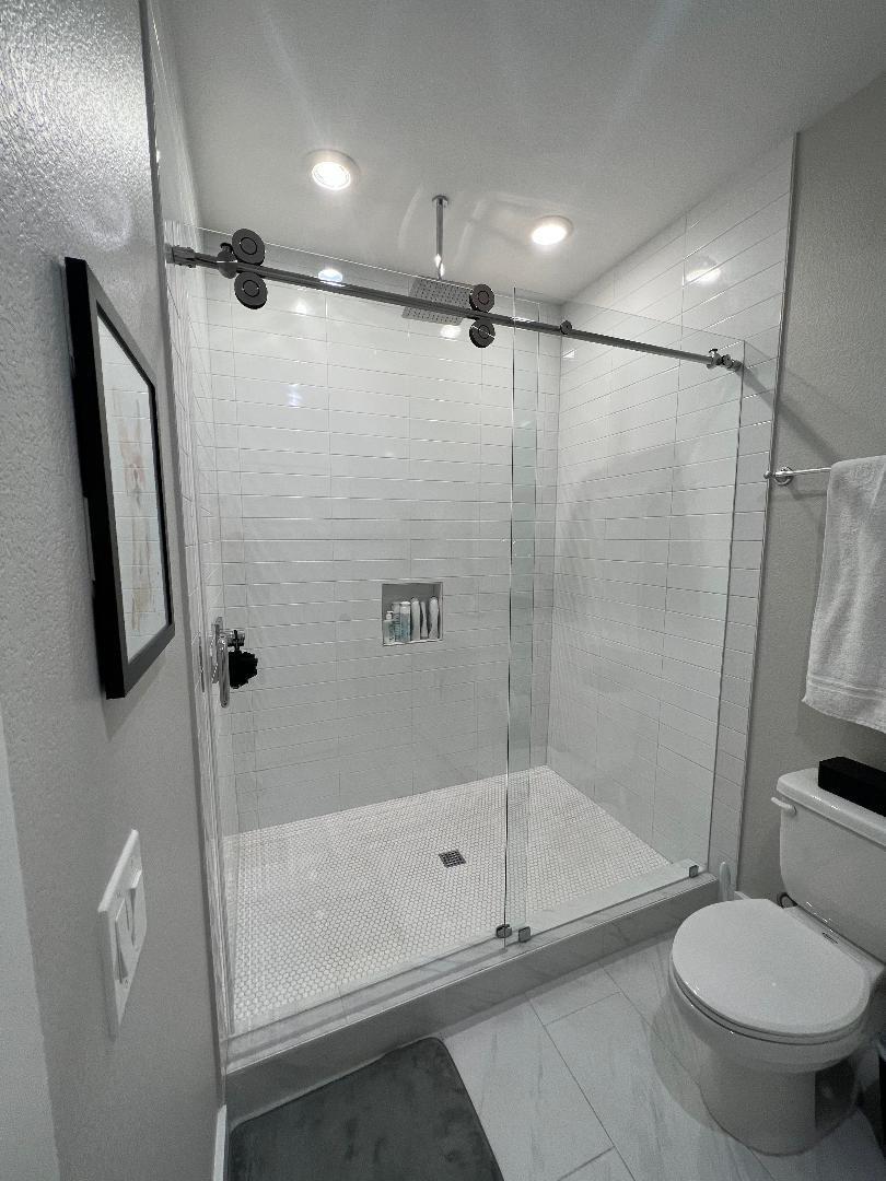5711 Tura Ln 2 Property Photo 6