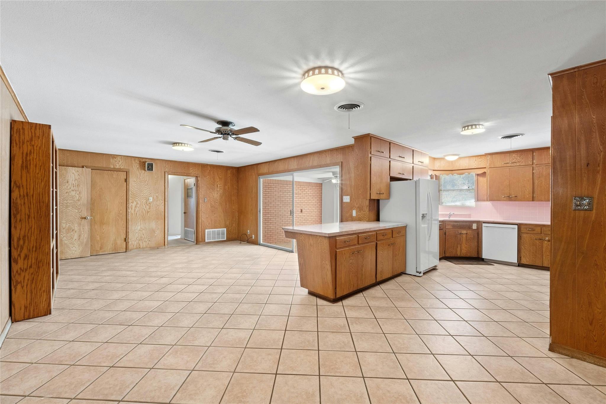 1311 Ridgehaven Dr Property Photo 5