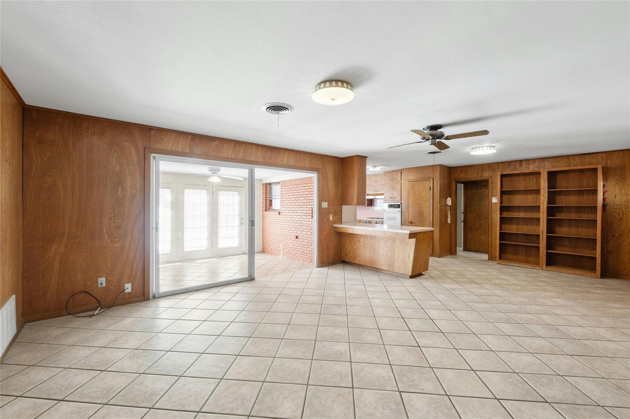 1311 Ridgehaven Dr Property Photo 7