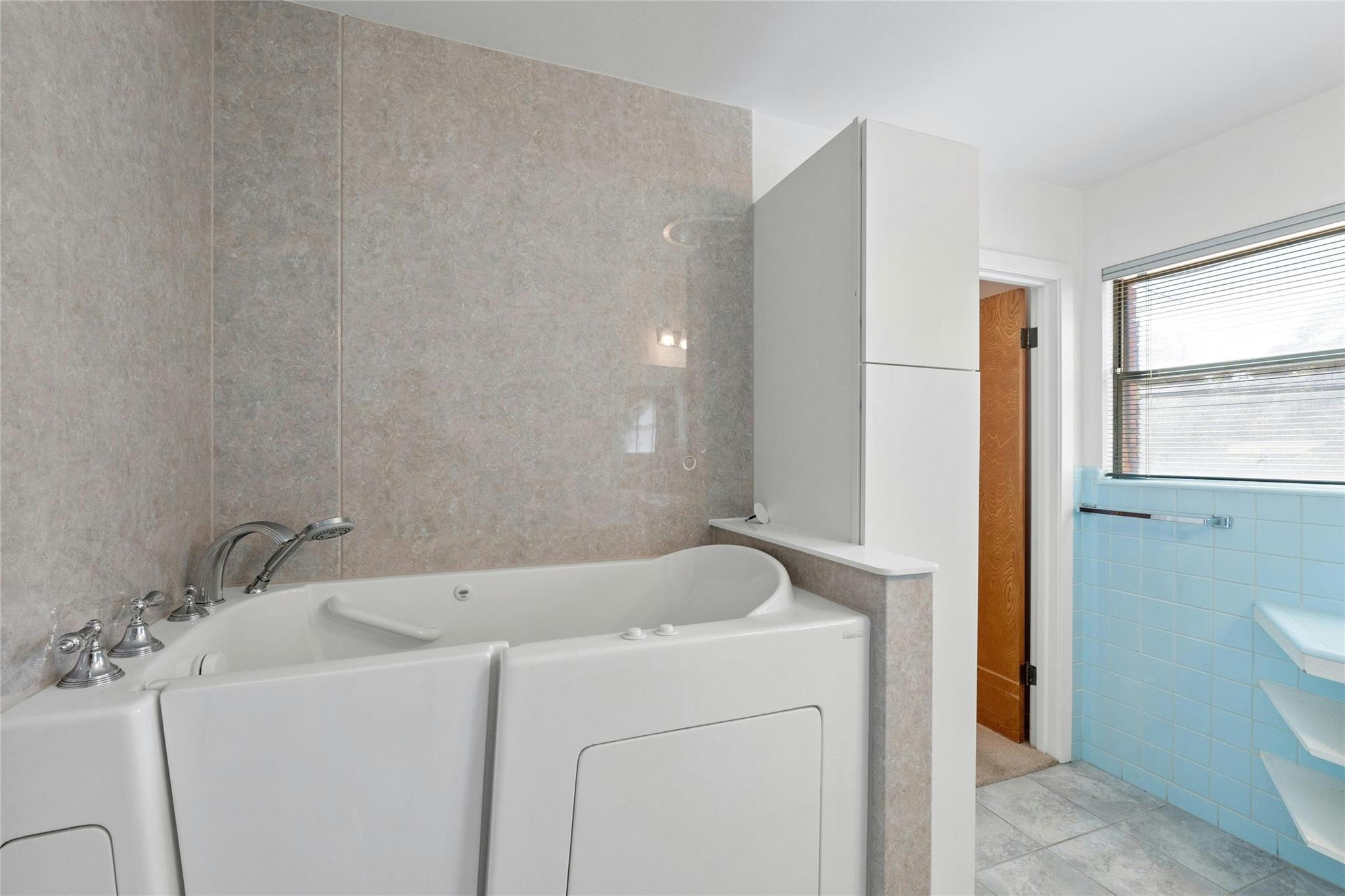 1311 Ridgehaven Dr Property Photo 16