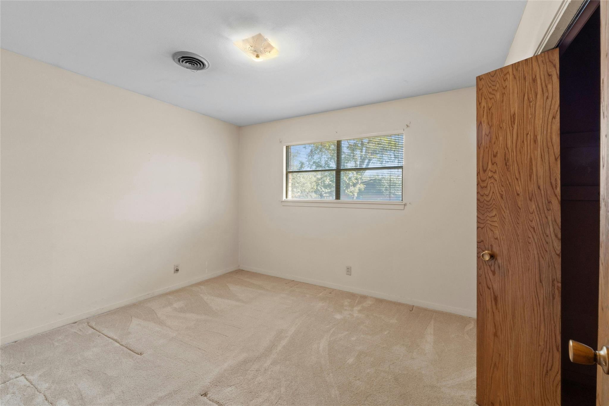 1311 Ridgehaven Dr Property Photo 24