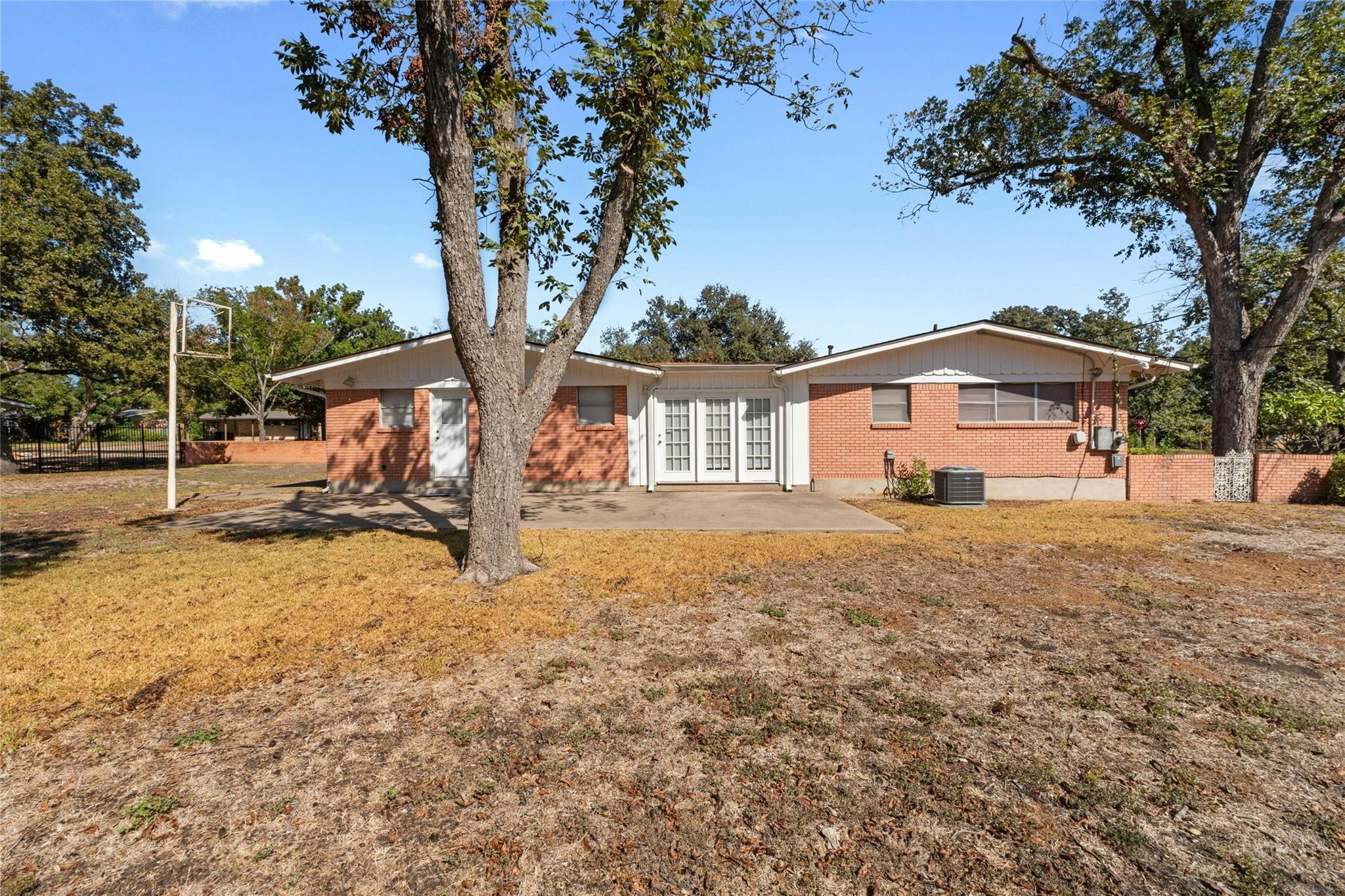 1311 Ridgehaven Dr Property Photo 27
