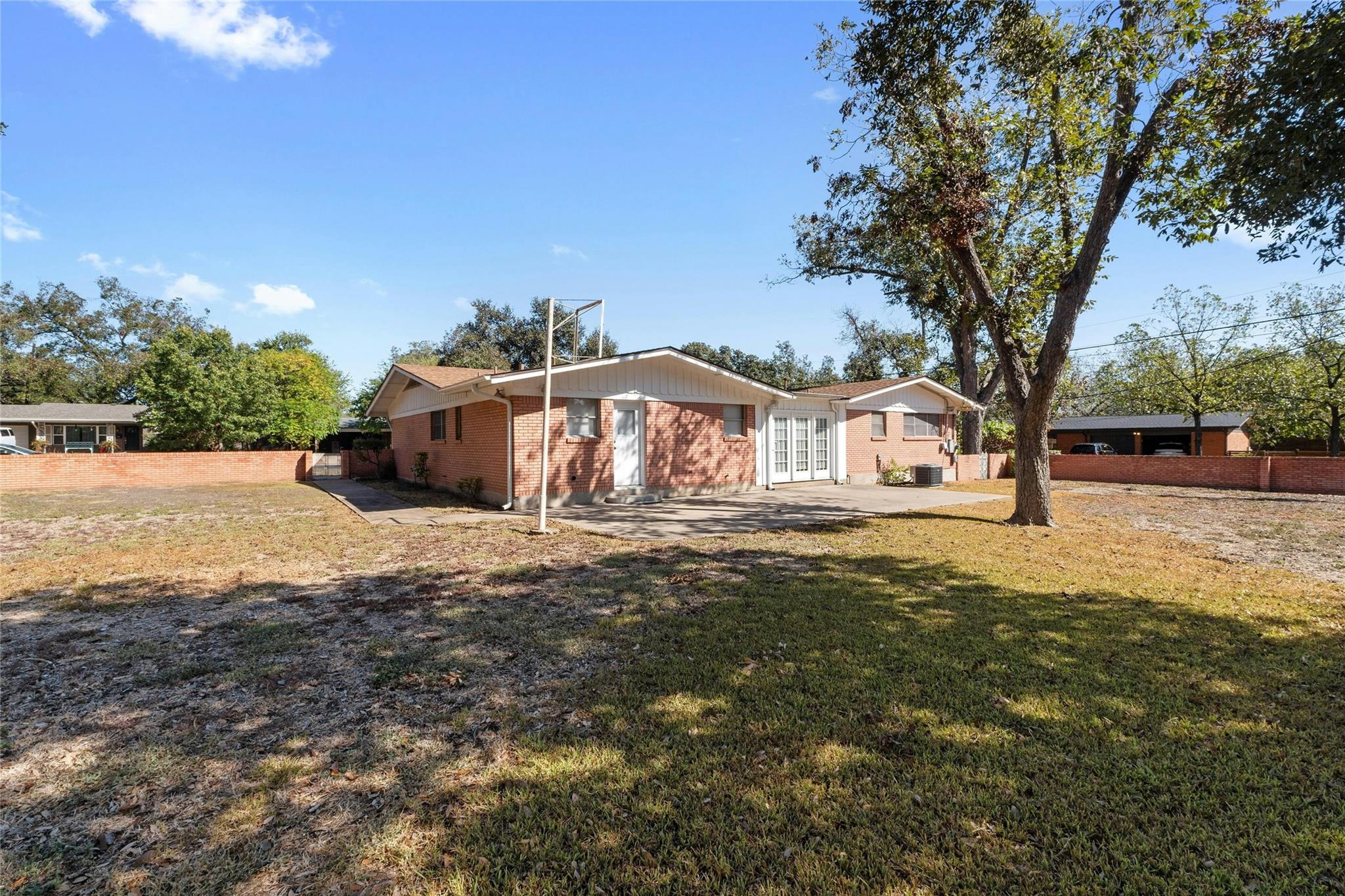 1311 Ridgehaven Dr Property Photo 28