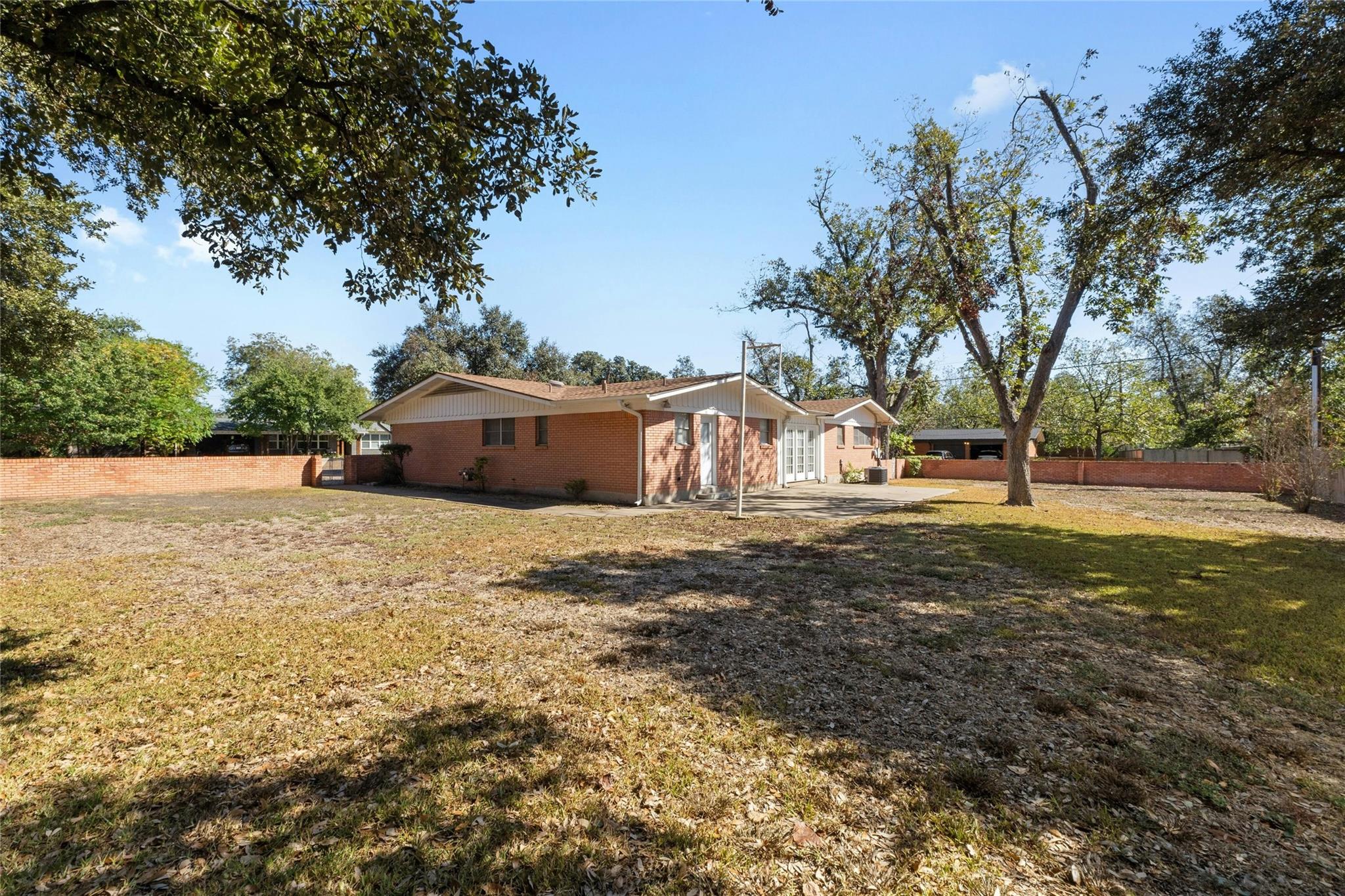 1311 Ridgehaven Dr Property Photo 30