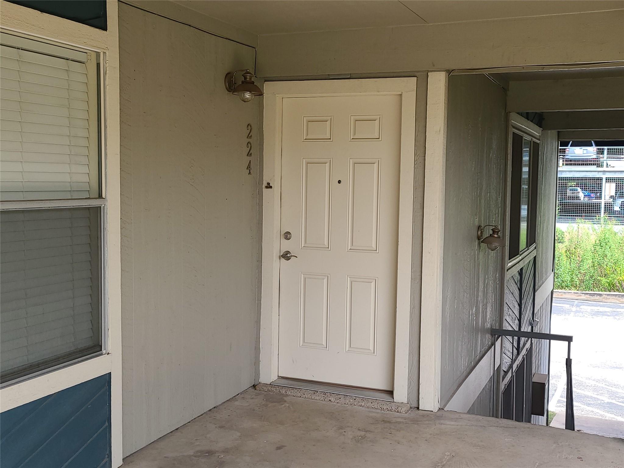 2450 Ashdale Dr C-224 Property Photo 2