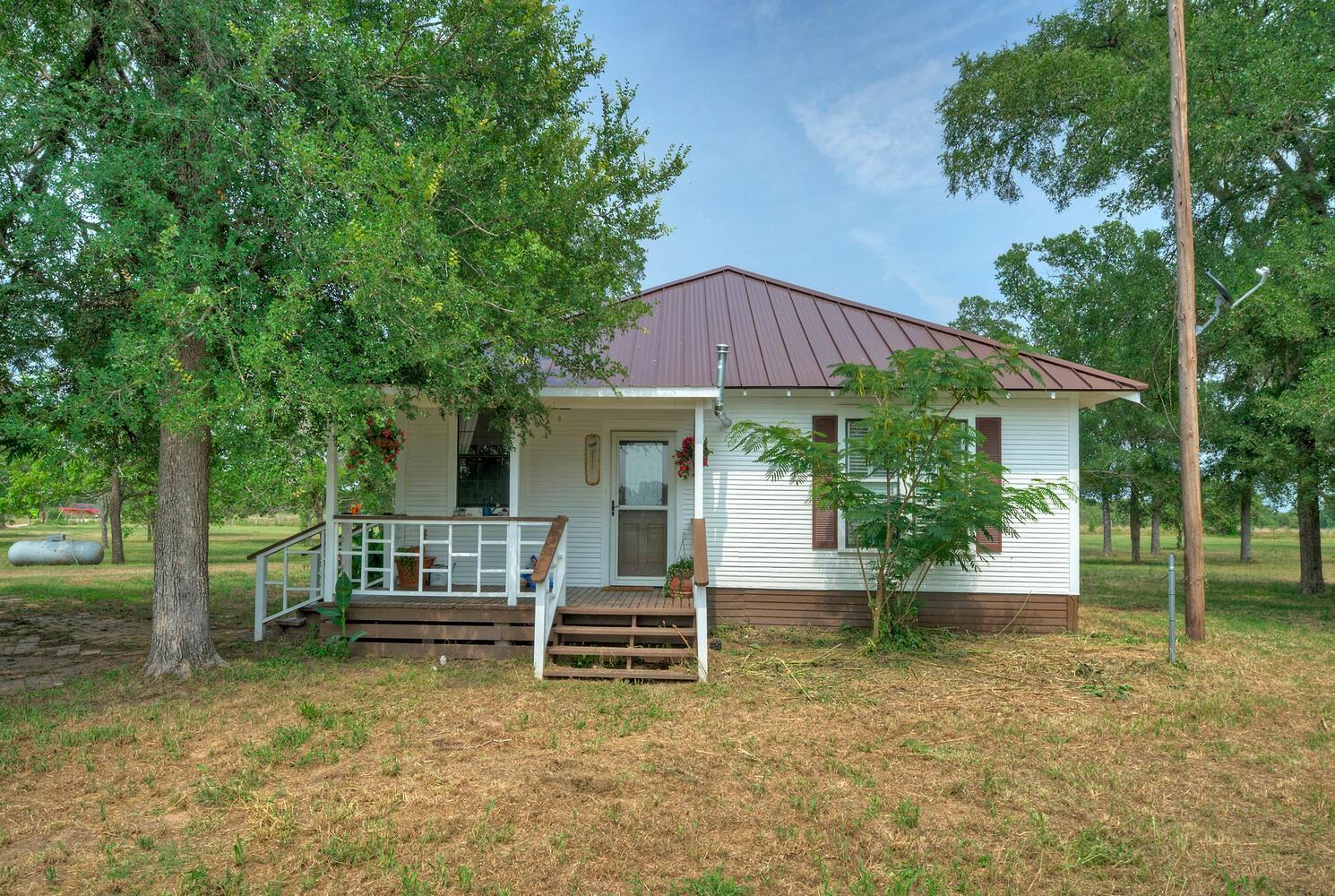 1368 Fm 969 Highway Property Photo 22