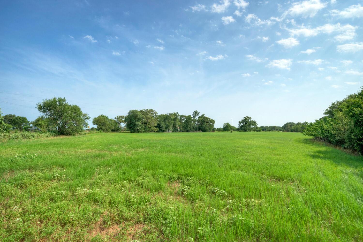 1368 Fm 969 Highway Property Photo 29