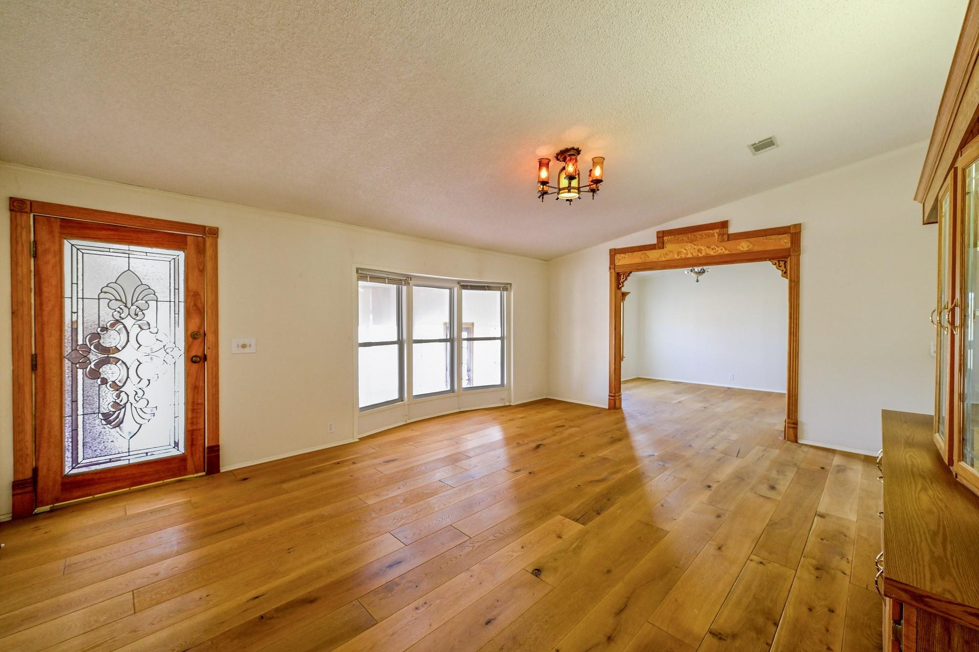 108 Antler Dr Property Photo 11