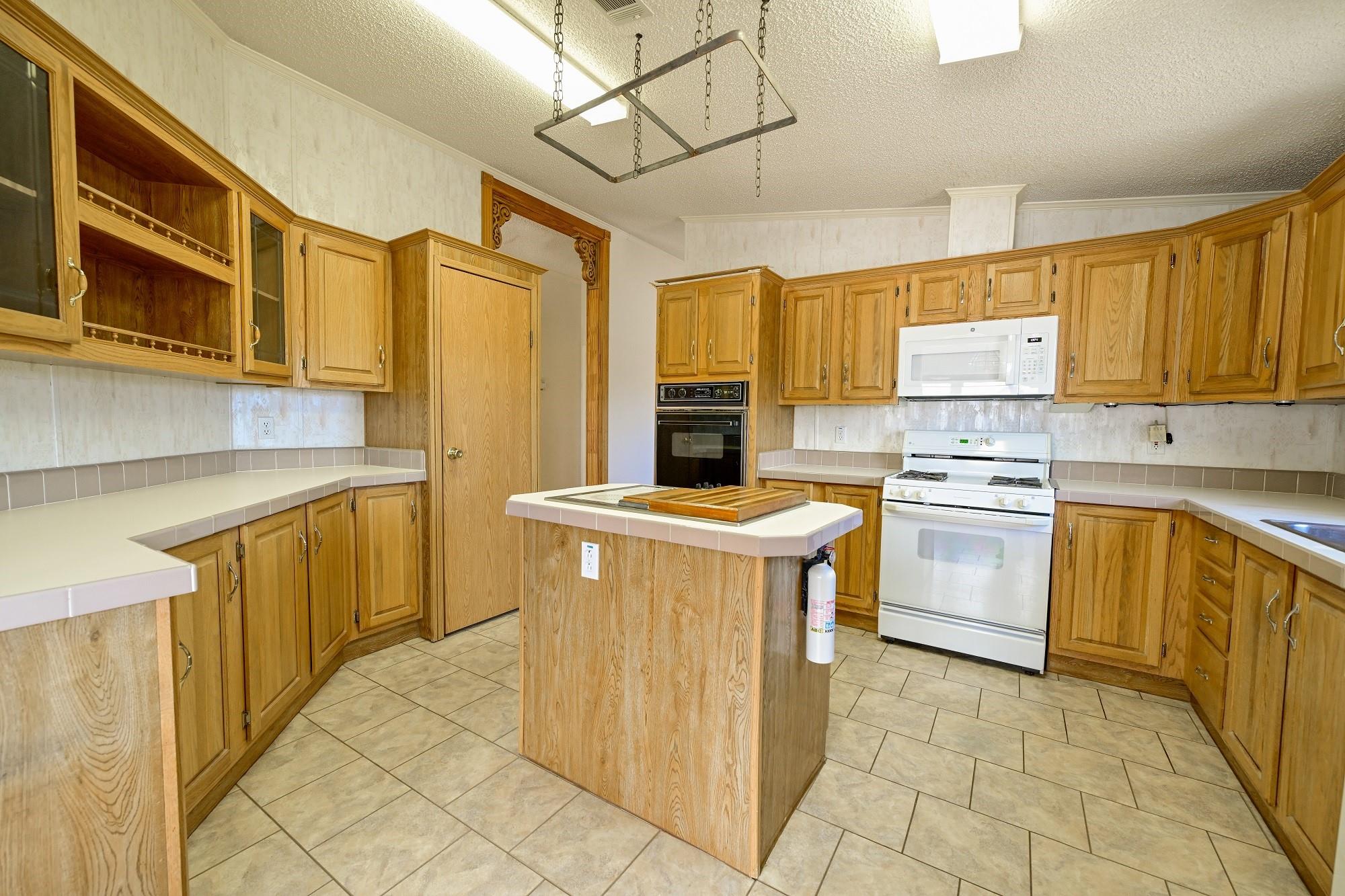 108 Antler Dr Property Photo 13