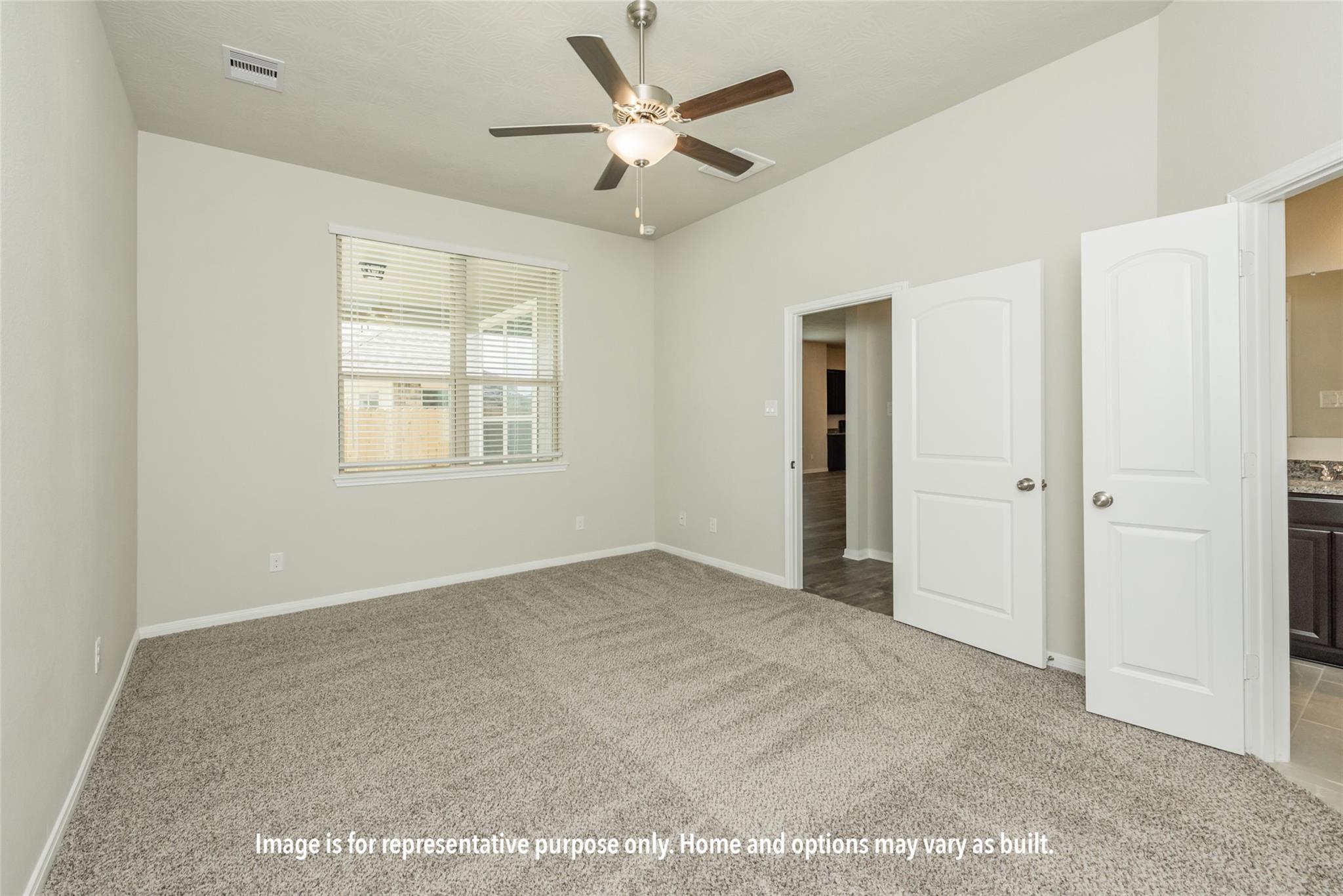 141 Walk Way Dr Property Photo 6