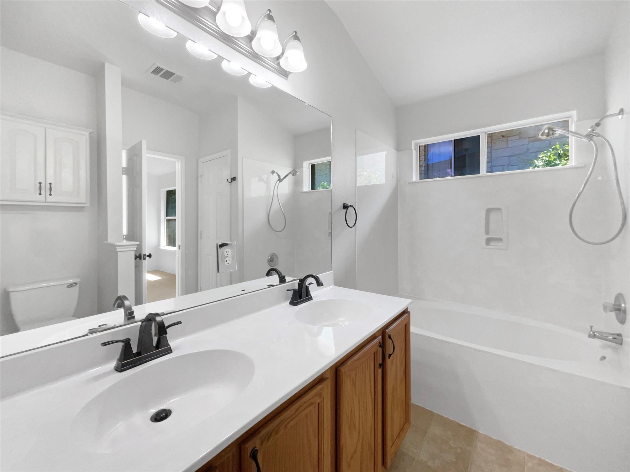 536 Fort Thomas Pl Property Photo 20