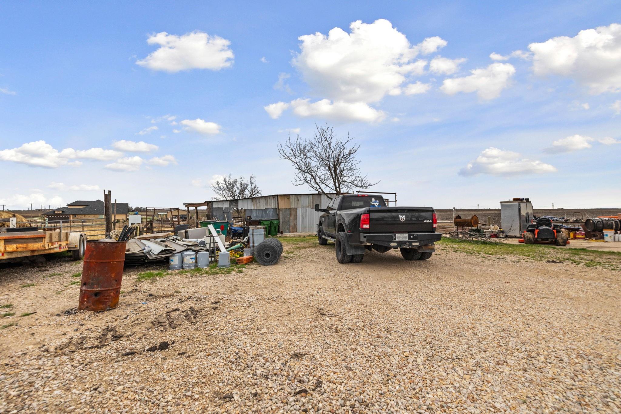 1151 County Road 394 Property Photo 4