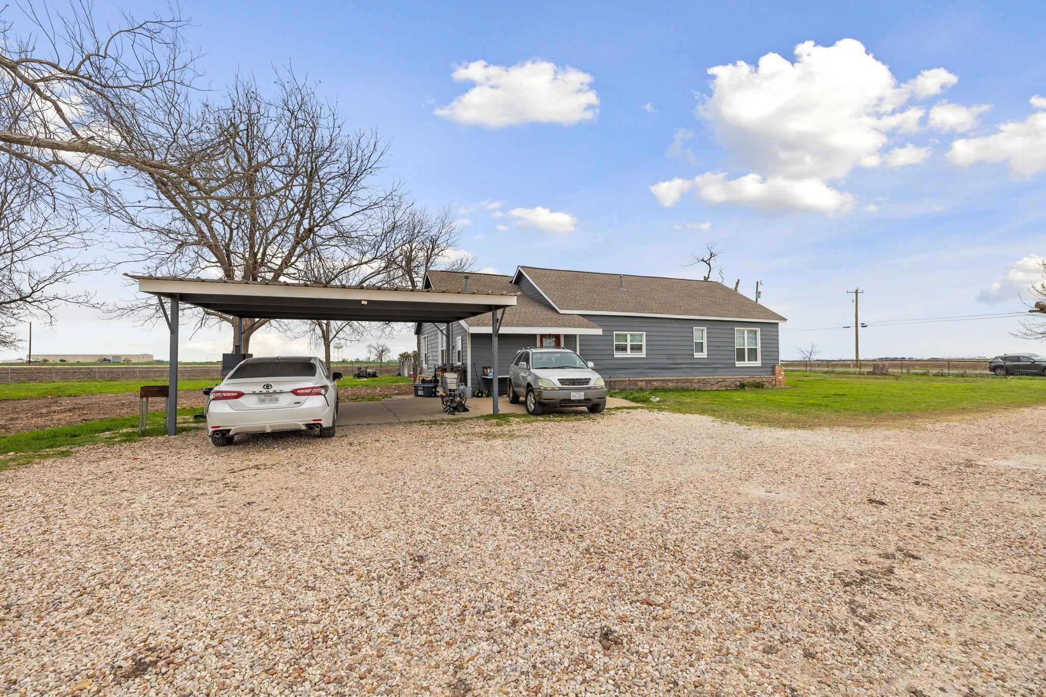 1151 County Road 394 Property Photo 7