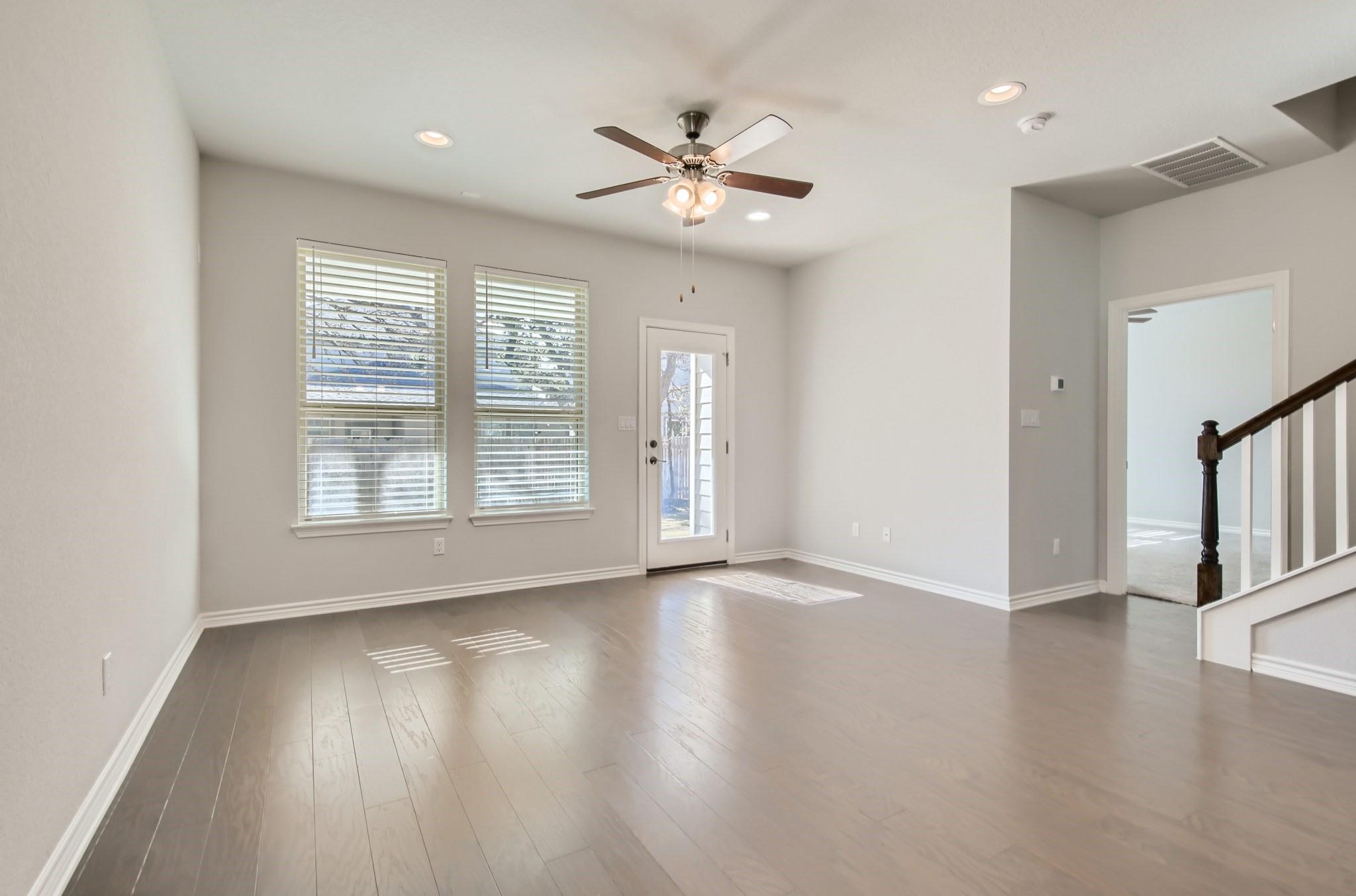 1912 Turtle Bay Loop Property Photo 4