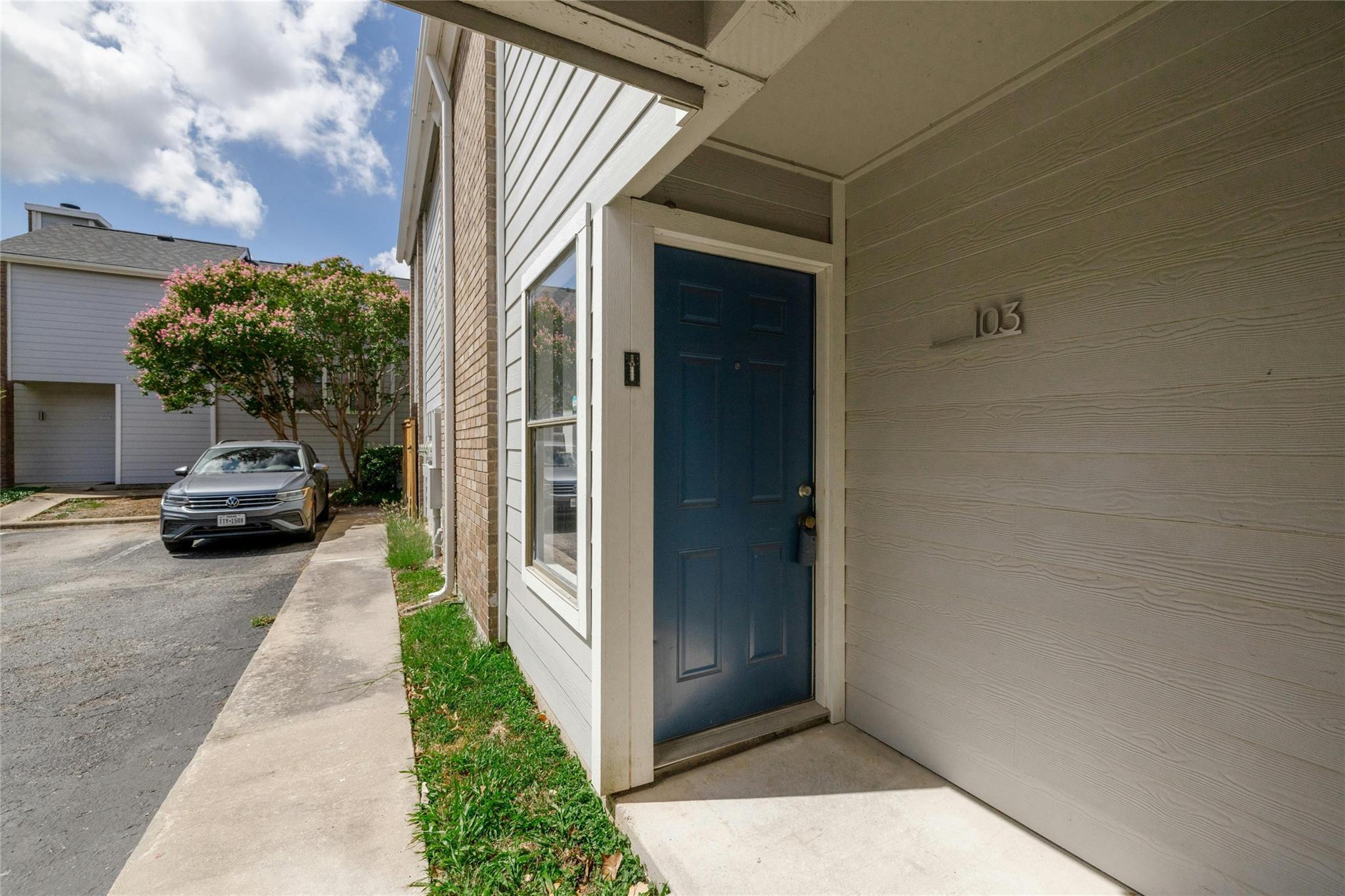 7635 Guadalupe St 103 Property Photo 25