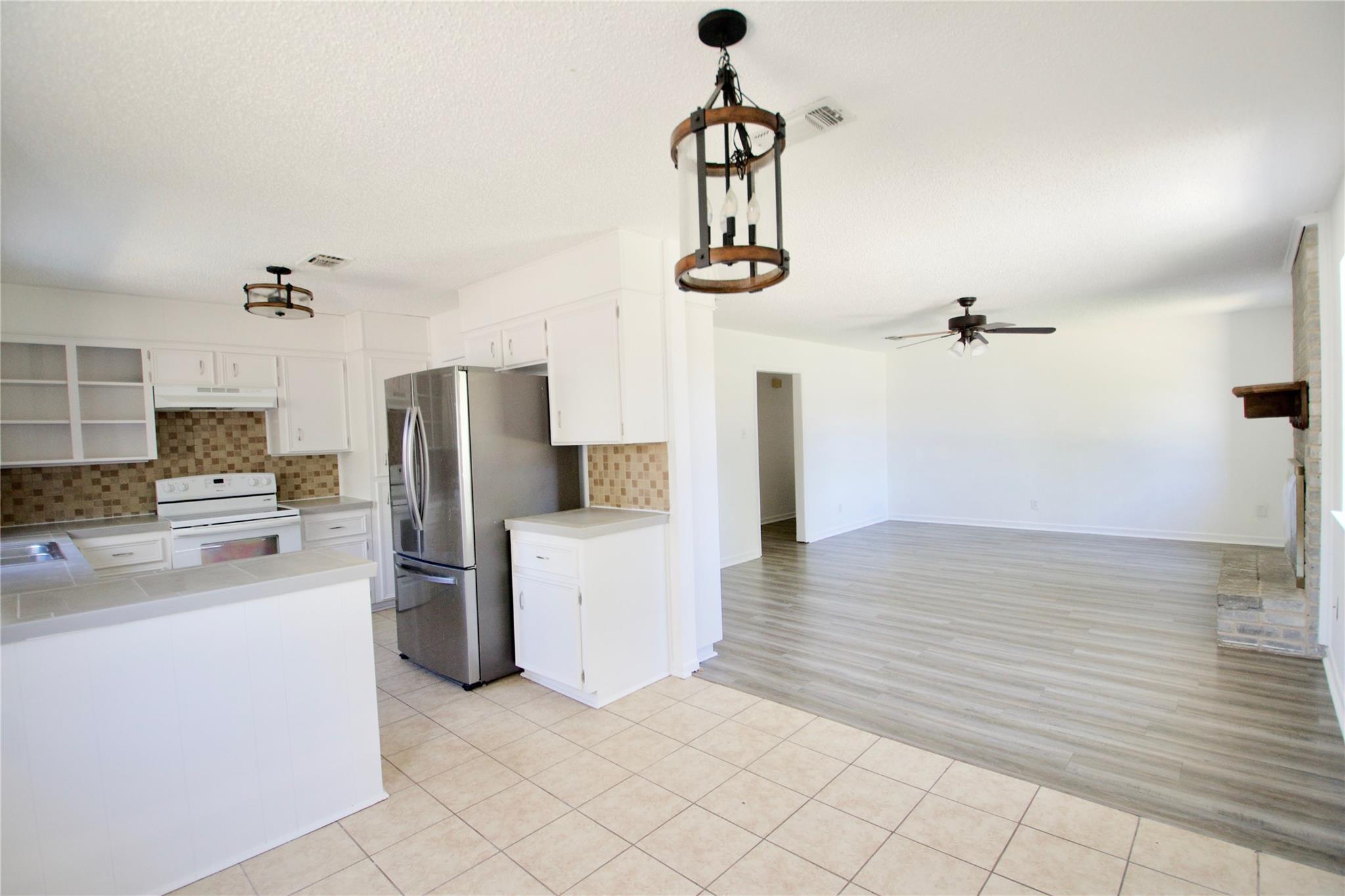 1707 Godman St Property Photo 32