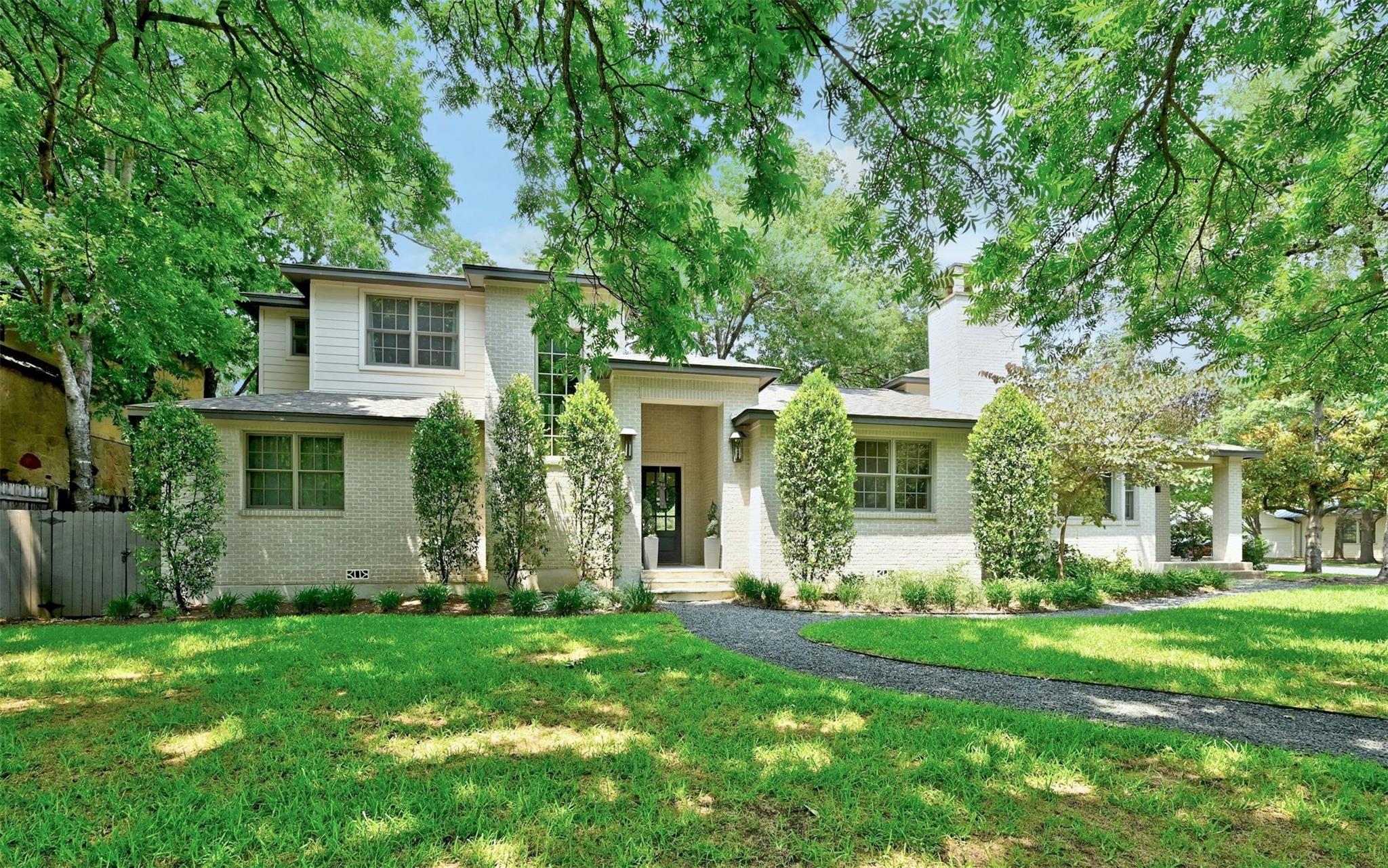 3400 Oakmont Blvd Property Photo 2
