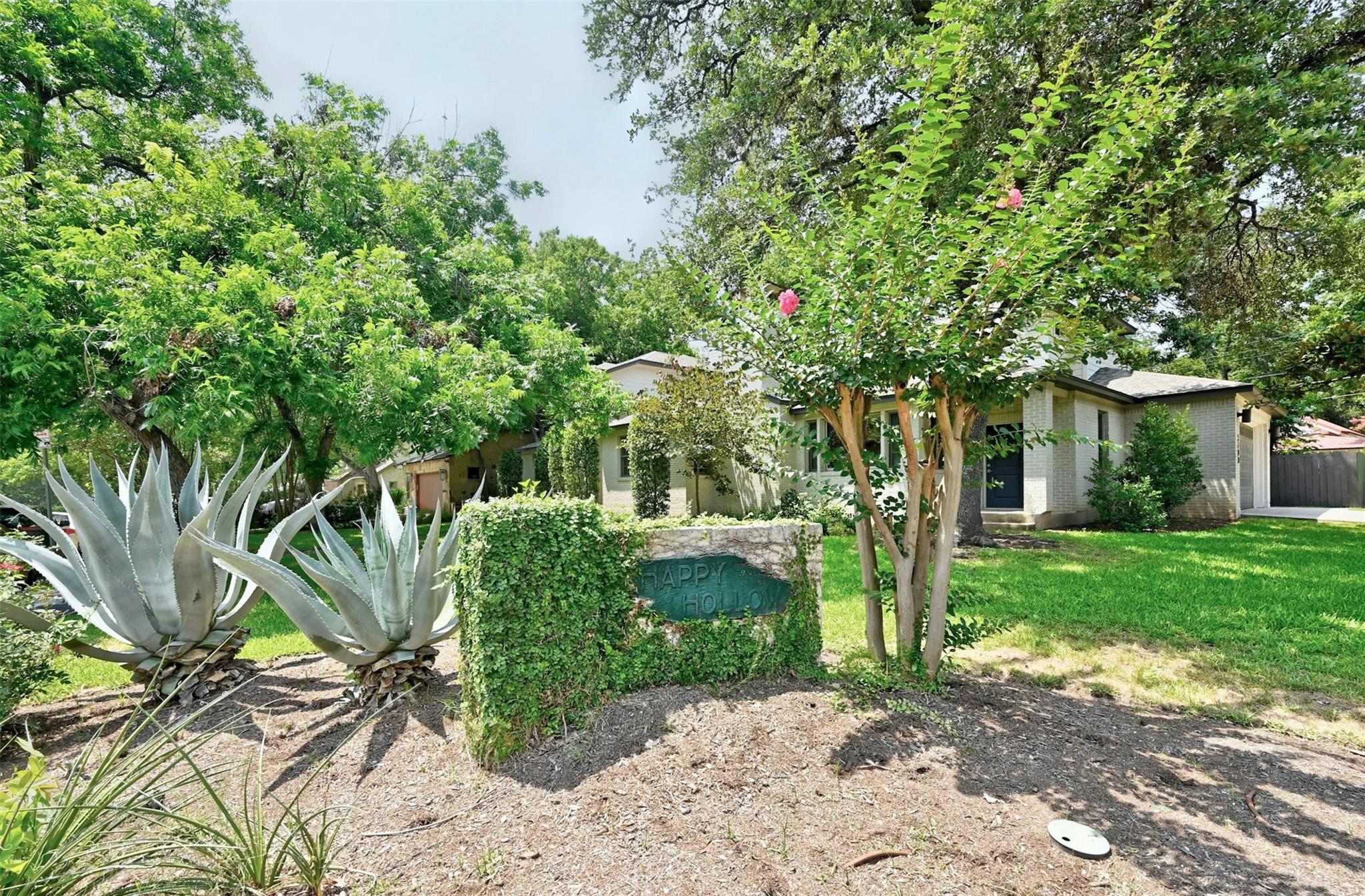 3400 Oakmont Blvd Property Photo 4