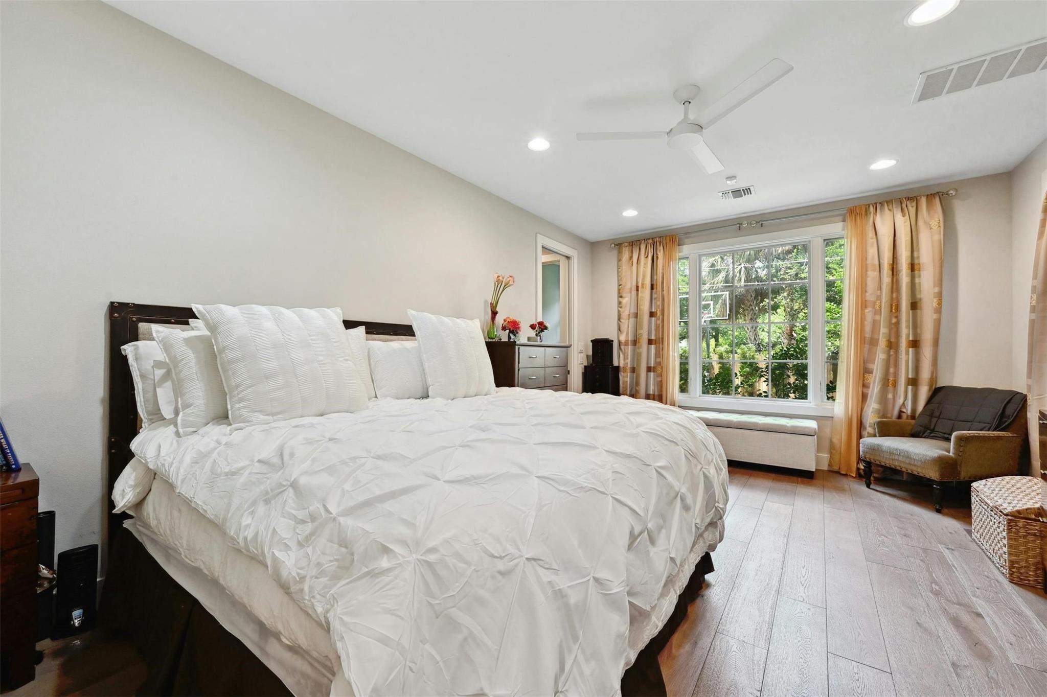 3400 Oakmont Blvd Property Photo 16