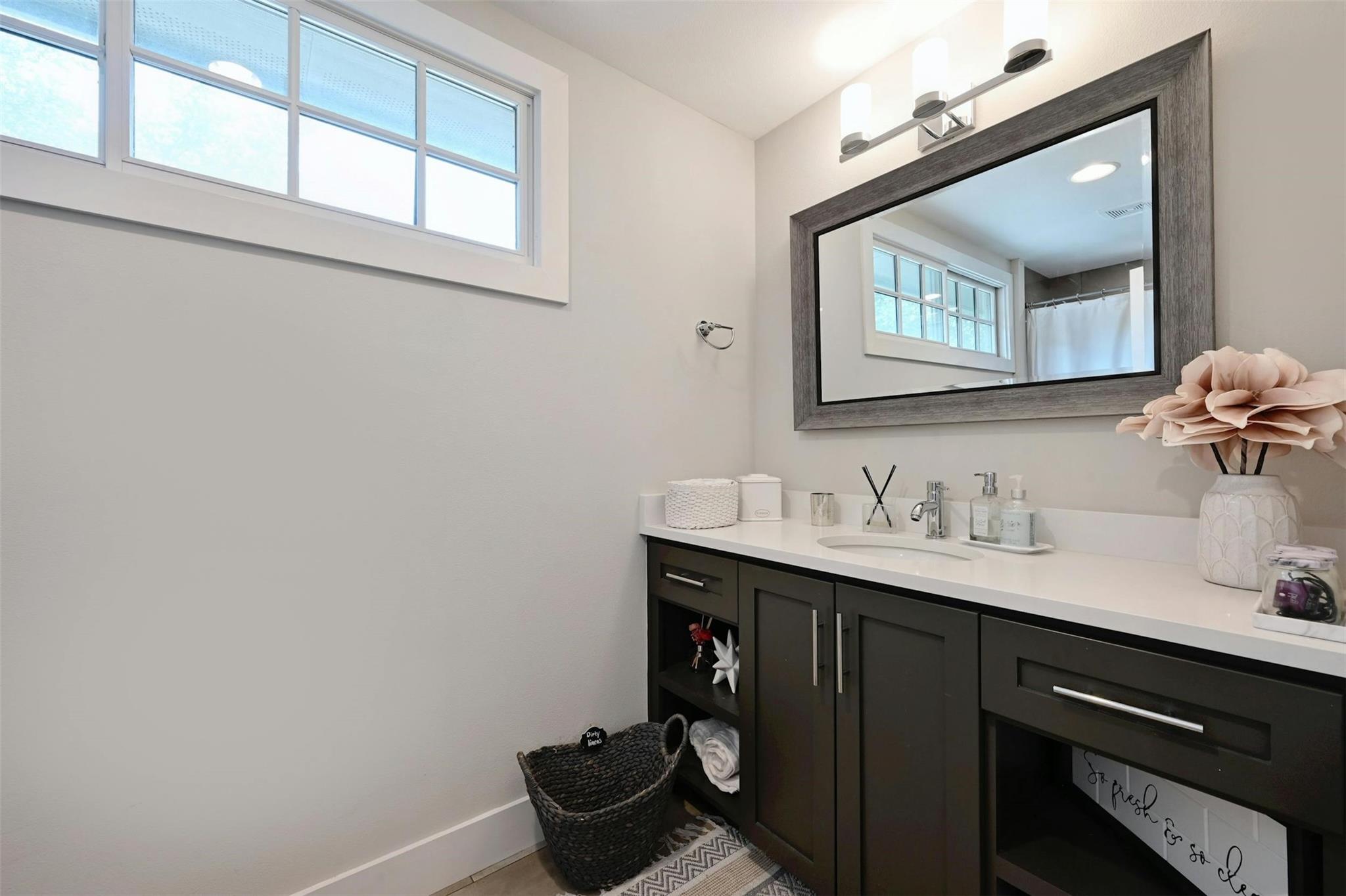 3400 Oakmont Blvd Property Photo 28