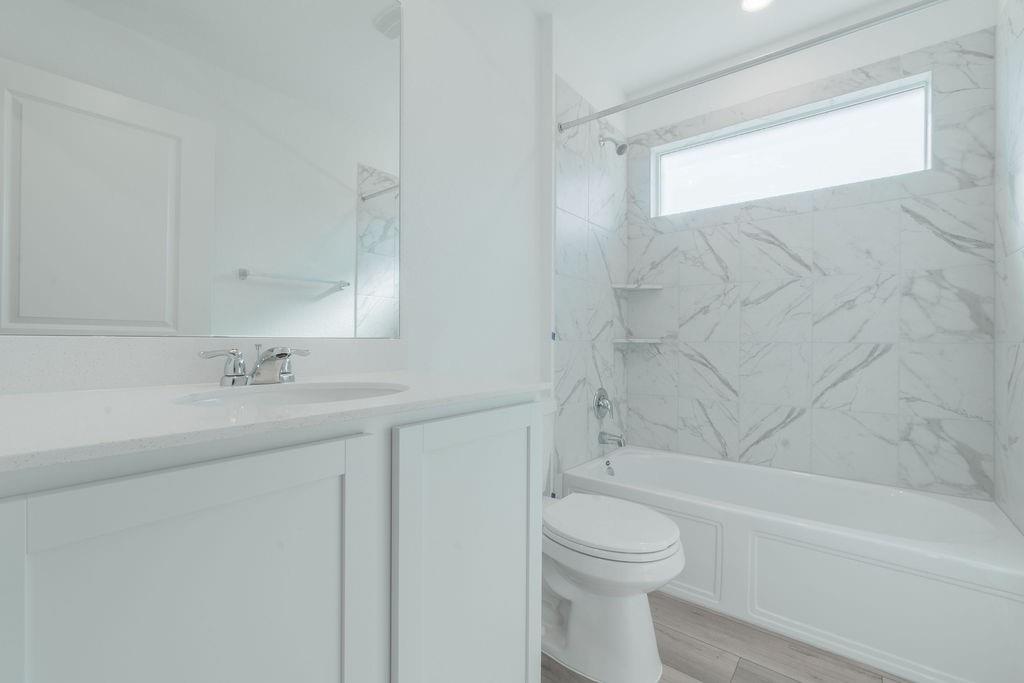 4108 Four Waters Ct Property Photo 6