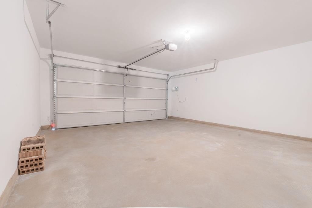 4108 Four Waters Ct Property Photo 29
