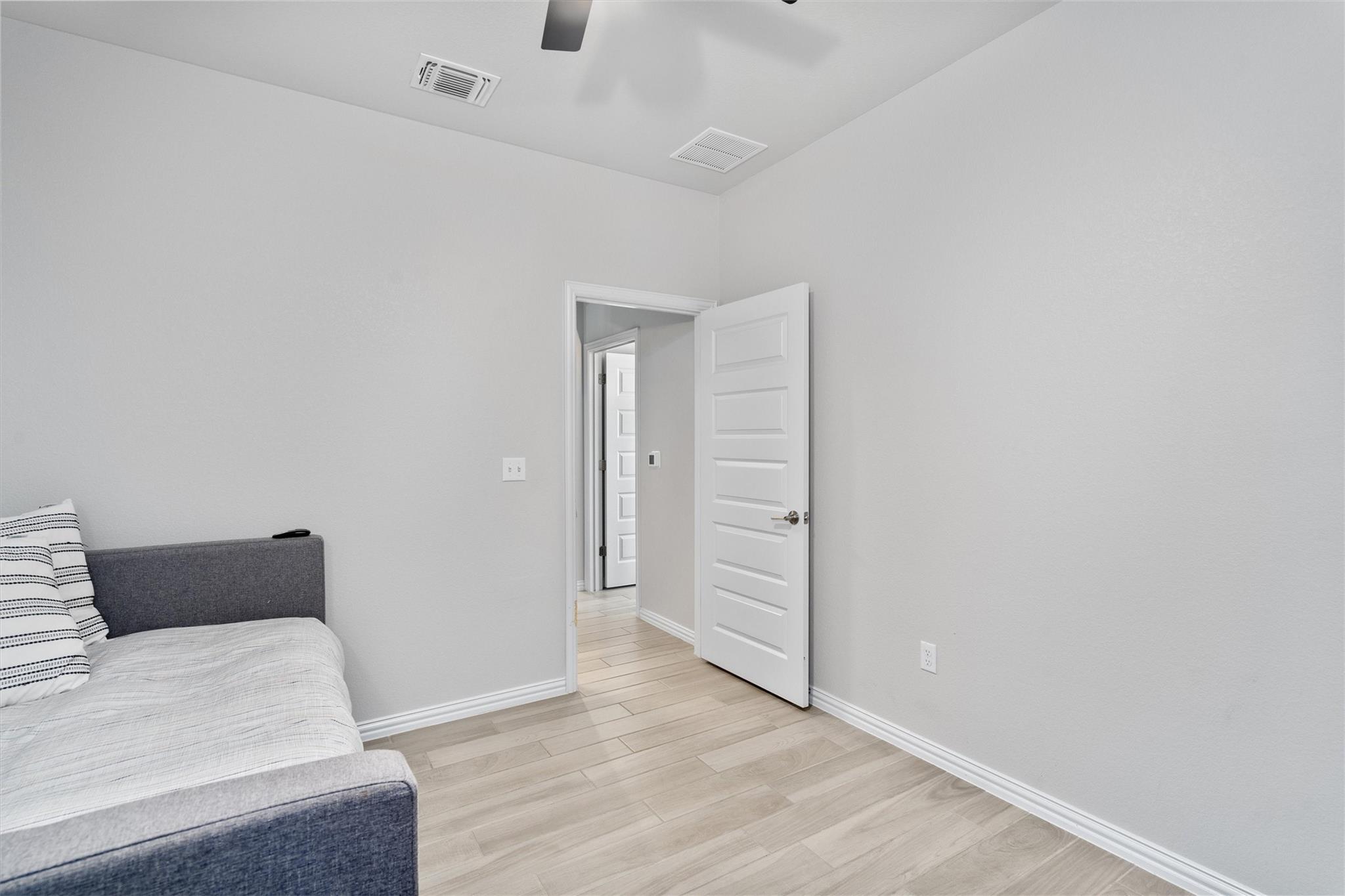 8712 Mina Dr Property Photo 24