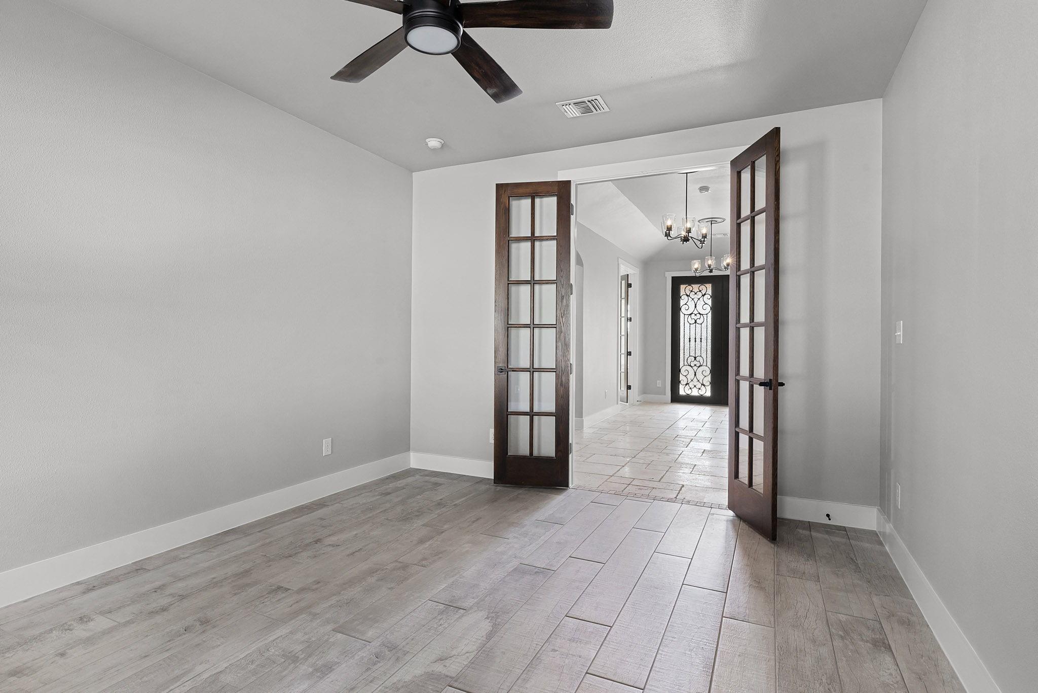 1522 Shady Holw Property Photo 16