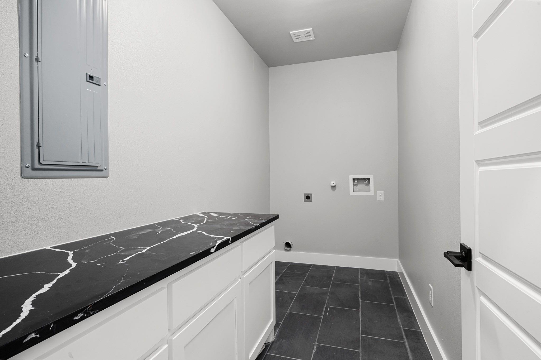 1522 Shady Holw Property Photo 37