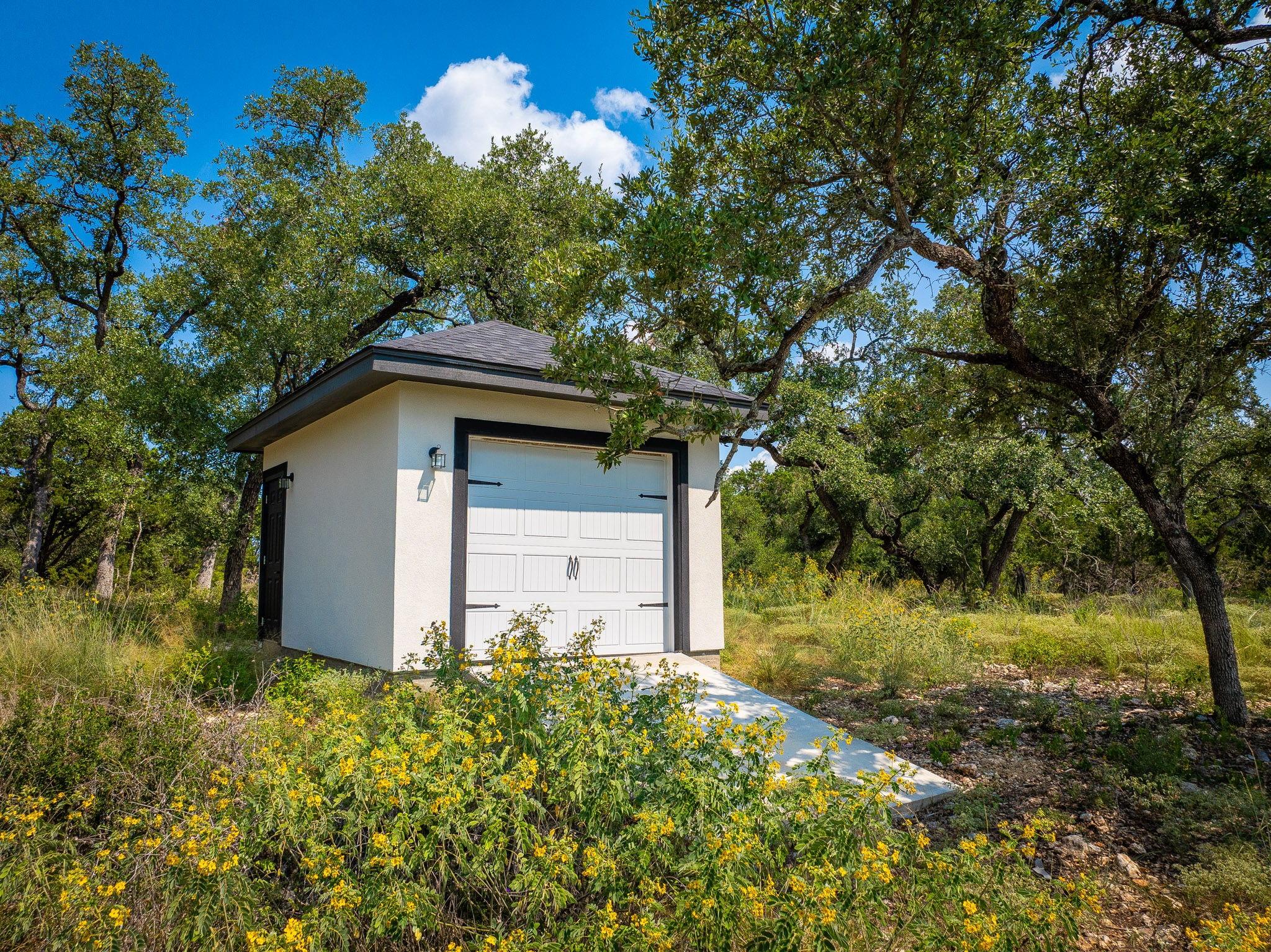 1522 Shady Holw Property Photo 39