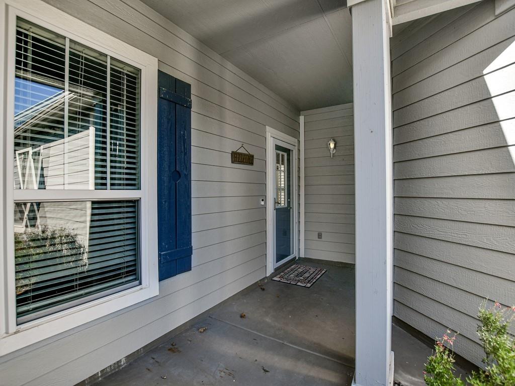 119 Hampton Cir Property Photo 3