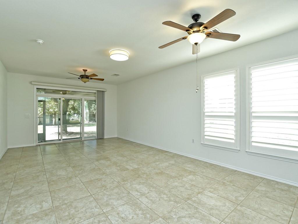 119 Hampton Cir Property Photo 9
