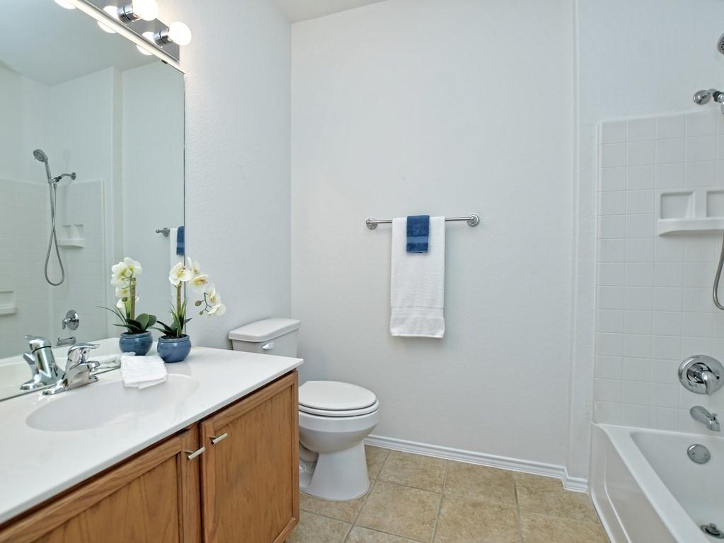 119 Hampton Cir Property Photo 16