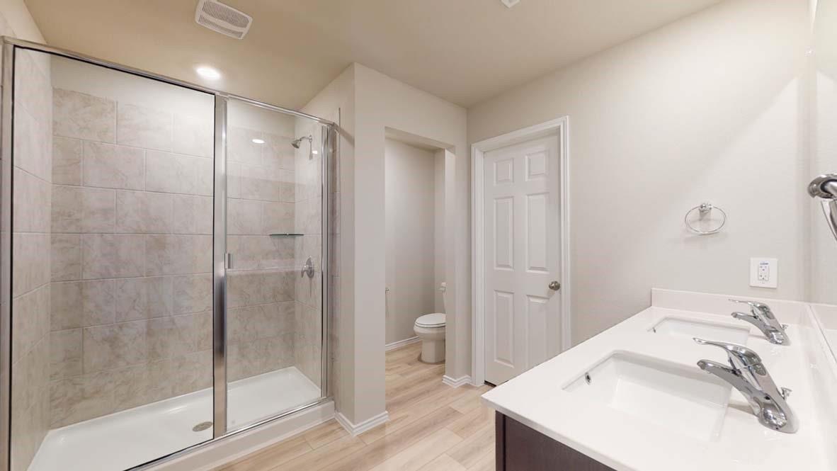 136 Walk Way Property Photo 15