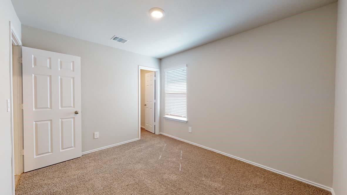 136 Walk Way Property Photo 21