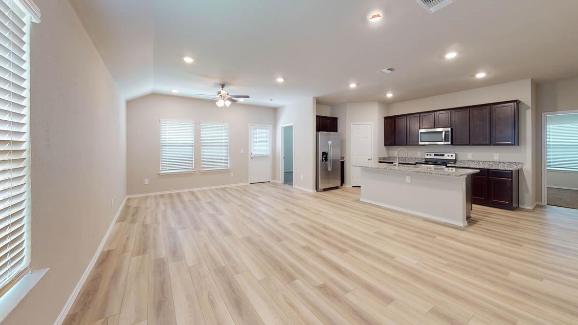 1416 Peppermint Dr Property Photo 3