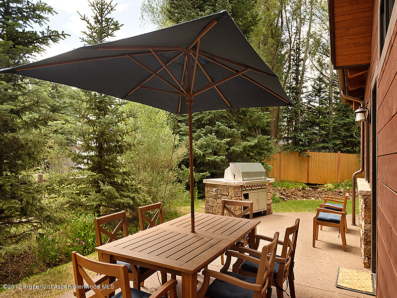 1232 Mountain View Drive, B Property Photo 1